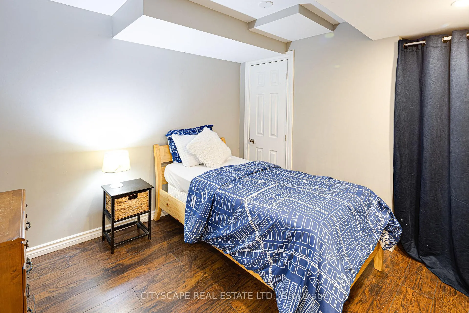 Photo 48 of 1113 Gossamer Drive, Pickering, Liverpool — HOMEH