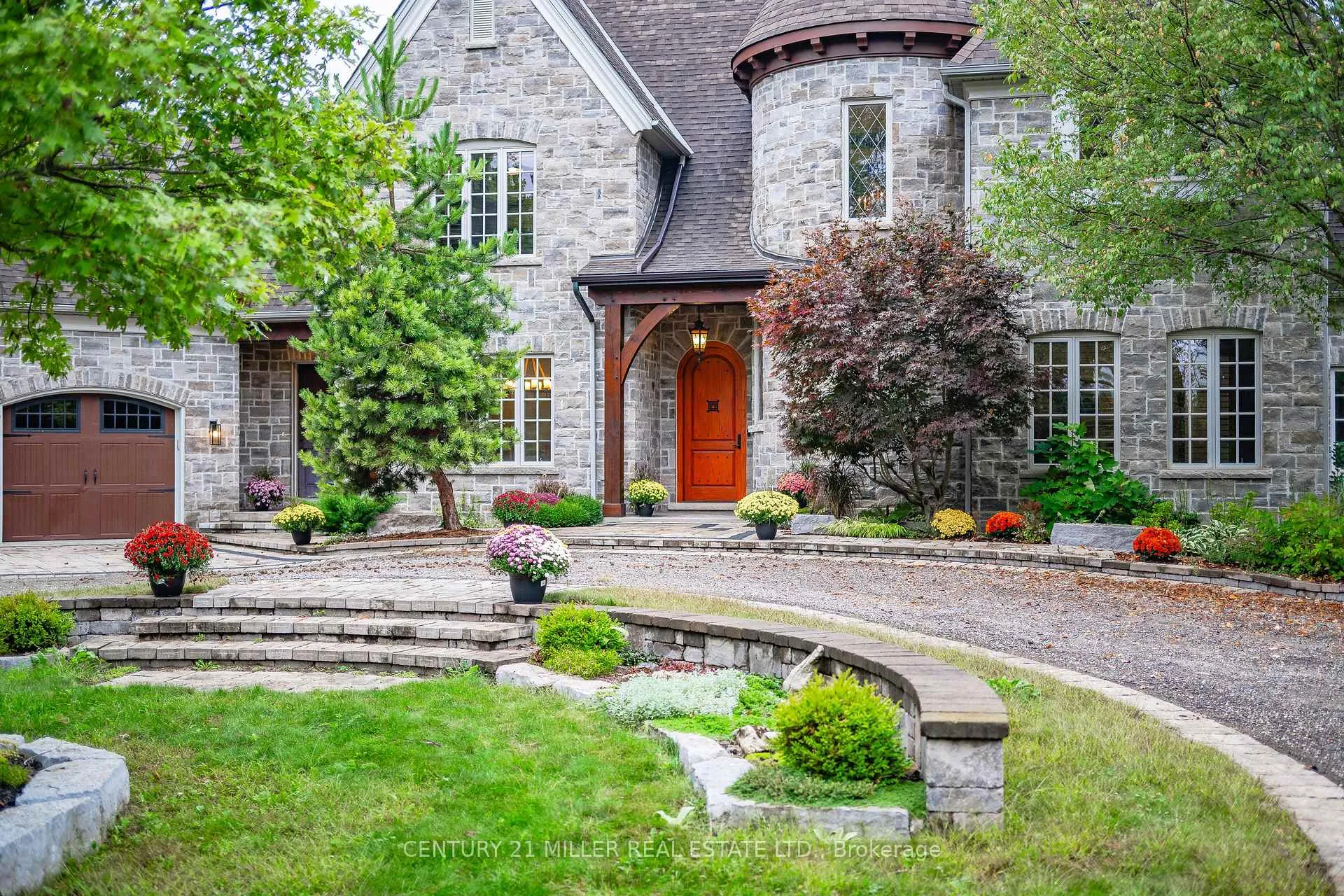 Photo 2 of 1173 Powerline Road E, Hamilton, Rural Ancaster — HOMEH
