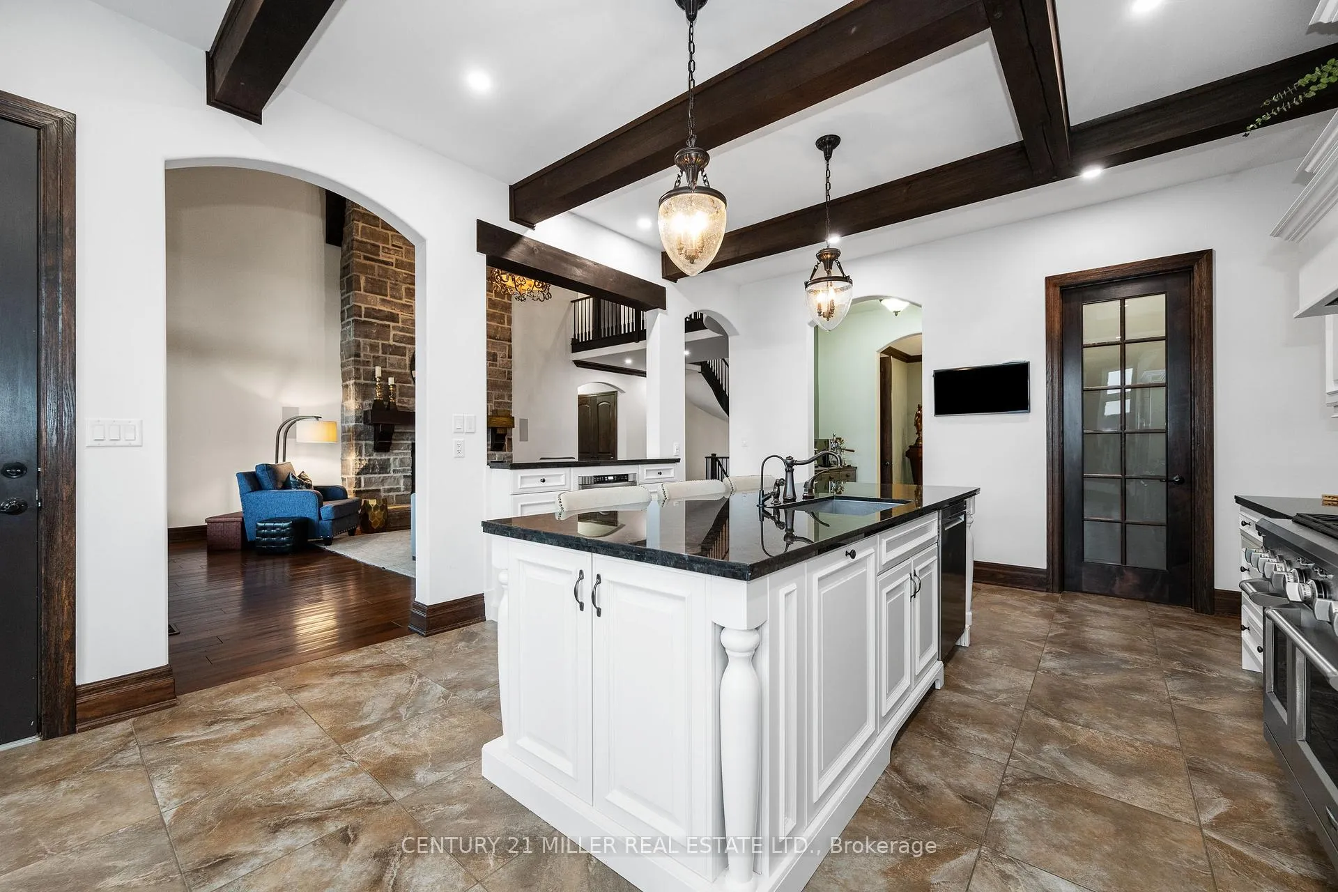Photo 12 of 1173 Powerline Road E, Hamilton, Rural Ancaster — HOMEH