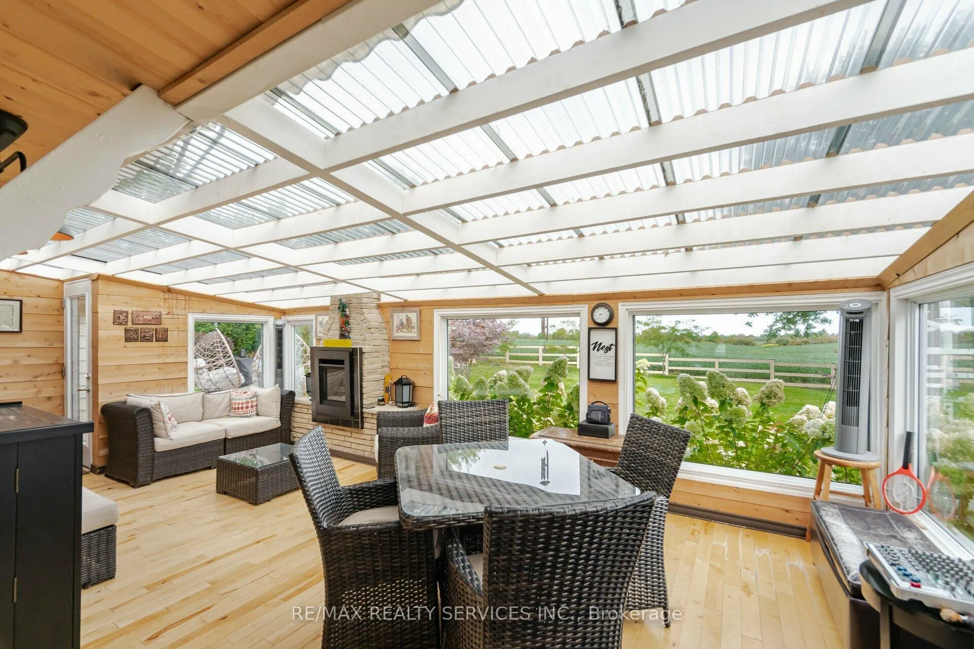 Photo 22 of 457 Trinity Church Road, Hamilton, Rural Glanbrook — HOMEH