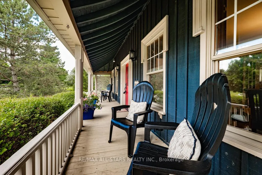 Photo 4 of 1648 Acorn Lane, Pickering, Rural Pickering — HOMEH
