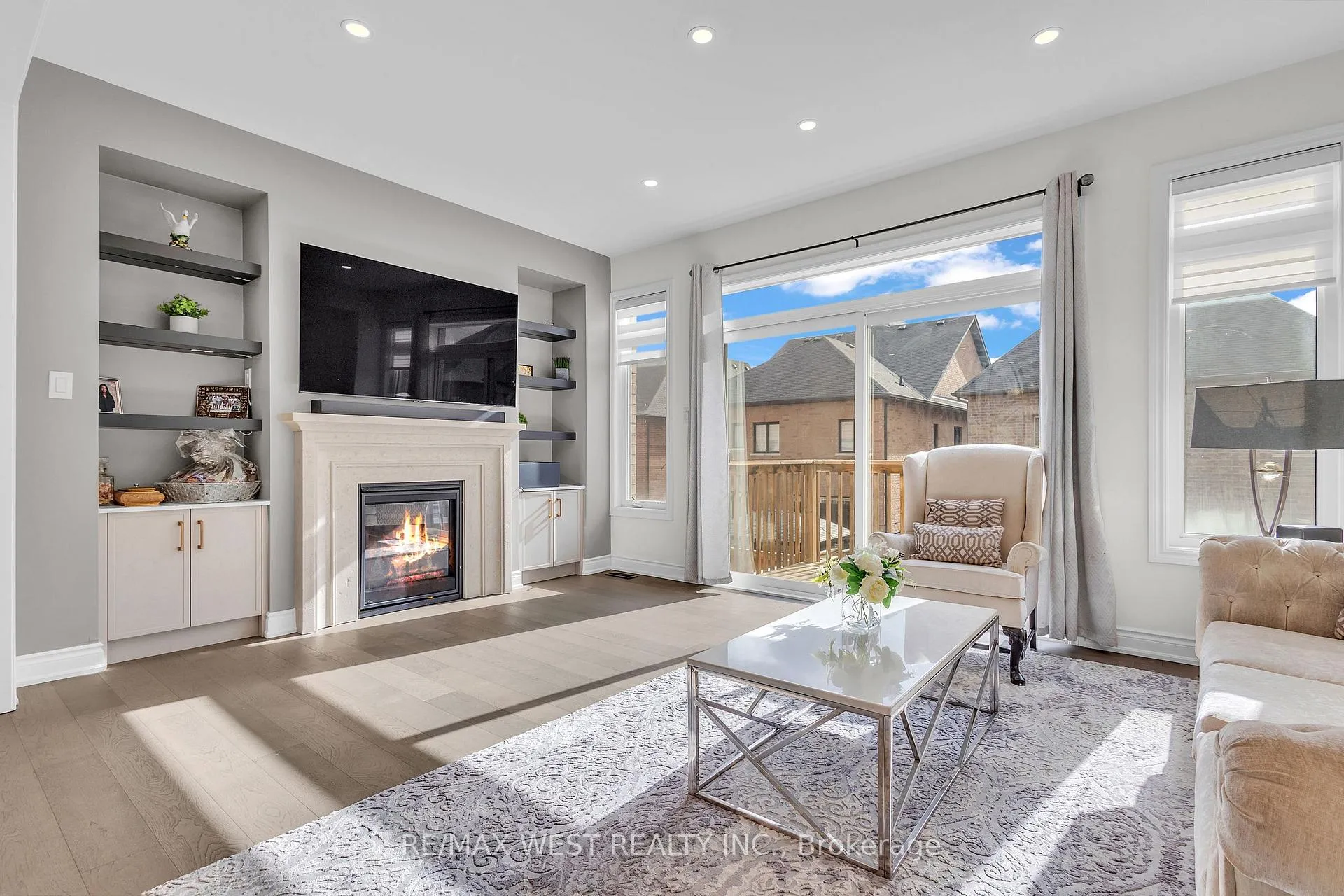 Photo 7 of 61 Zenith Avenue, Vaughan, Kleinburg — HOMEH