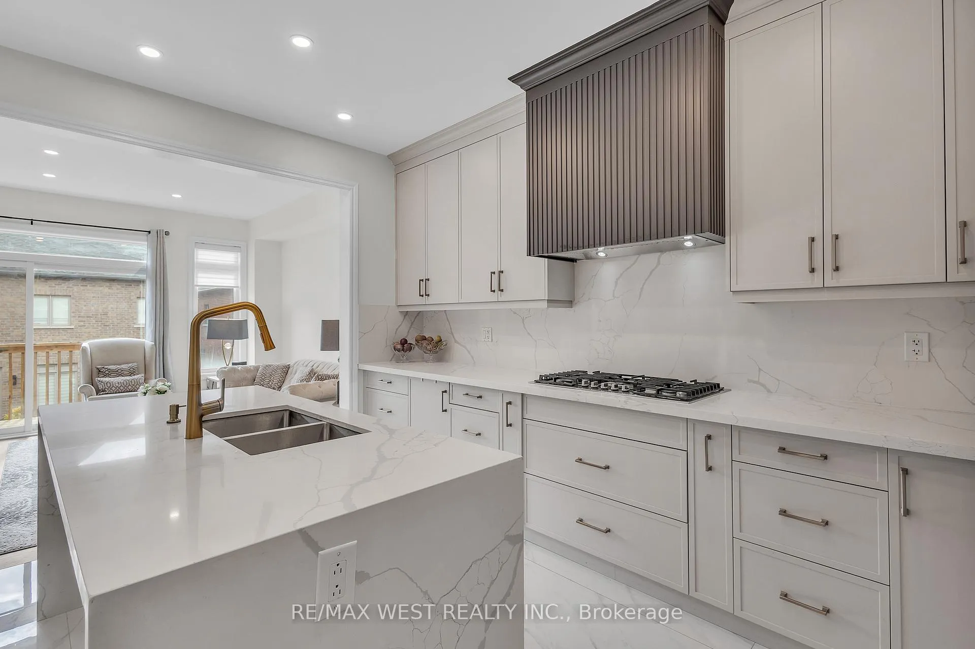 Photo 14 of 61 Zenith Avenue, Vaughan, Kleinburg — HOMEH
