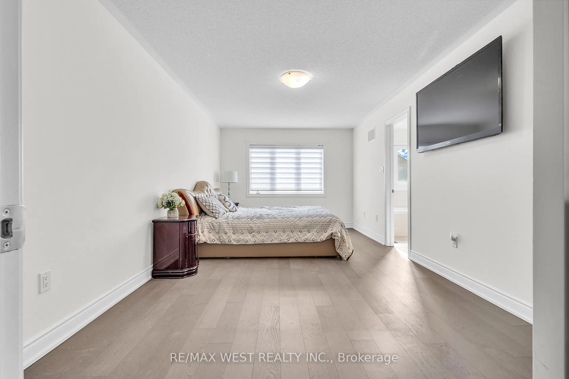 Photo 18 of 61 Zenith Avenue, Vaughan, Kleinburg — HOMEH