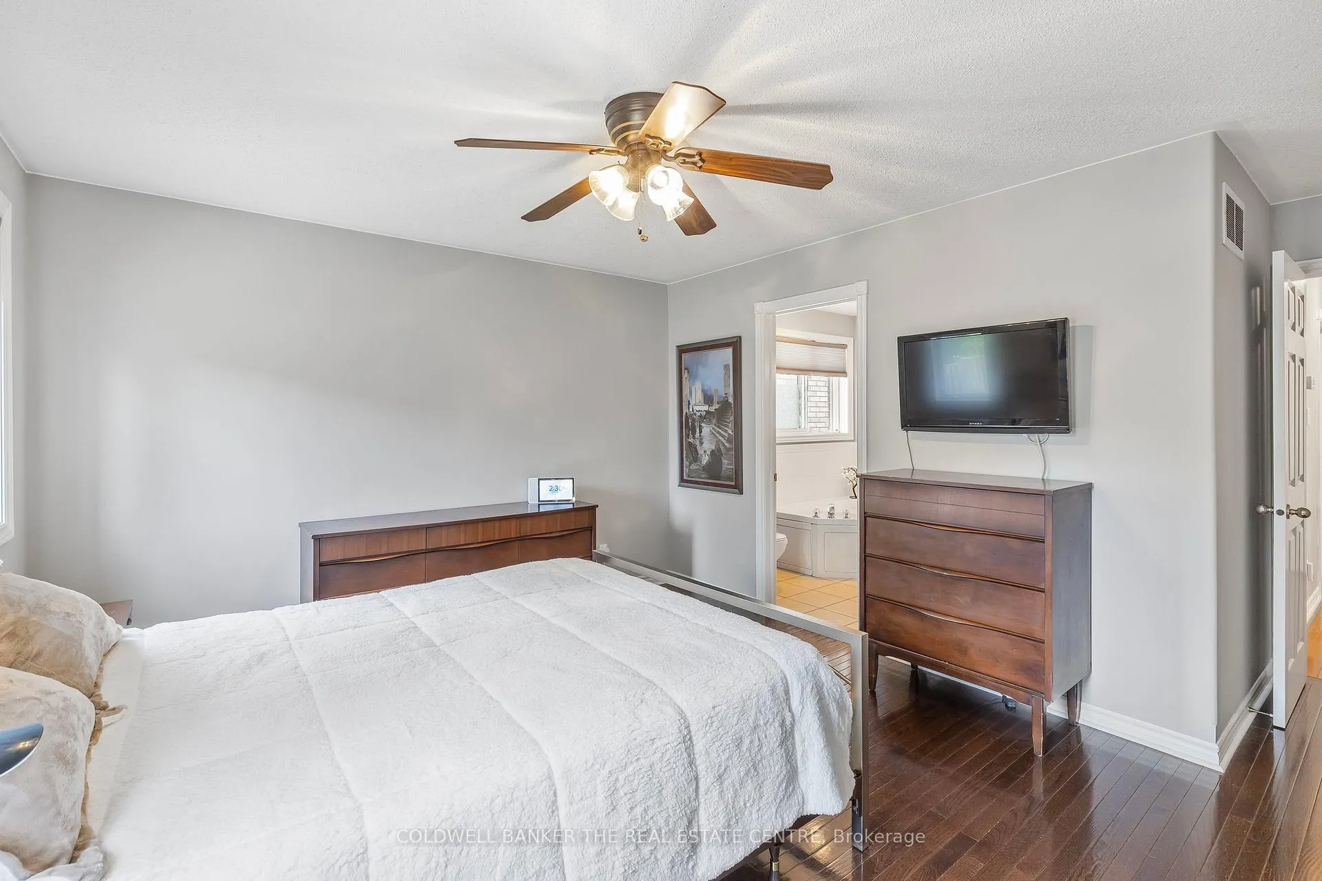 Photo 11 of 69 Miller Drive, Barrie, Edgehill Drive — HOMEH
