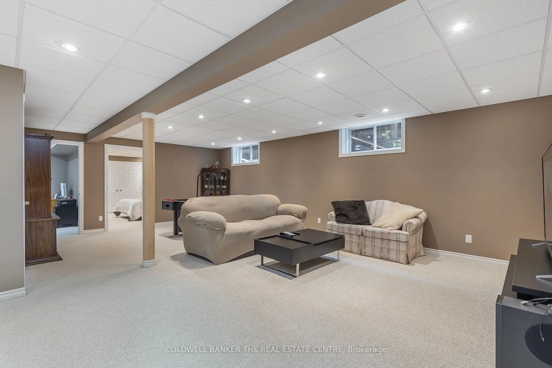 Photo 21 of 69 Miller Drive, Barrie, Edgehill Drive — HOMEH