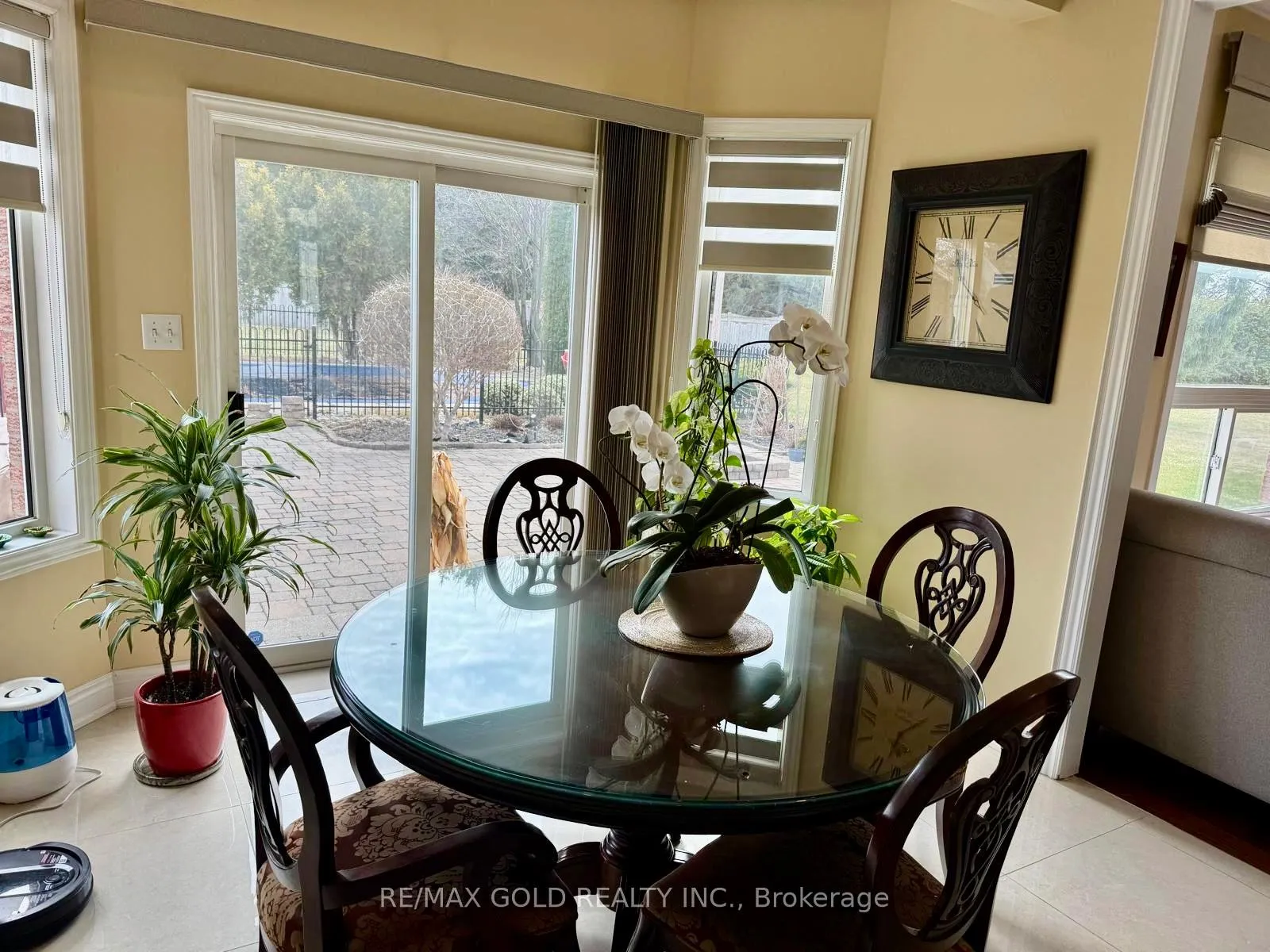 Photo 15 of 7 Brandiff Court, Caledon, Caledon East — HOMEH
