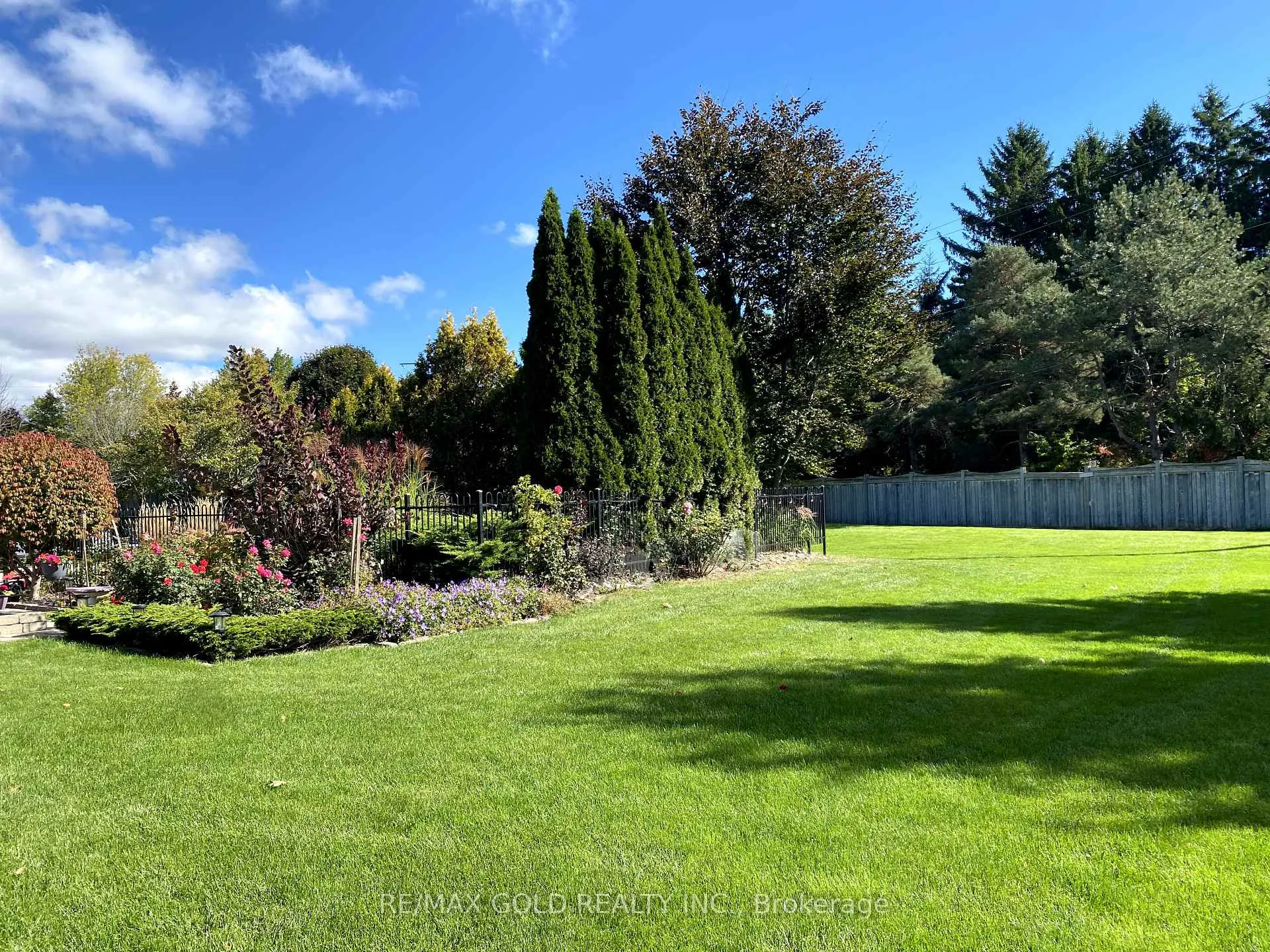 Photo 30 of 7 Brandiff Court, Caledon, Caledon East — HOMEH