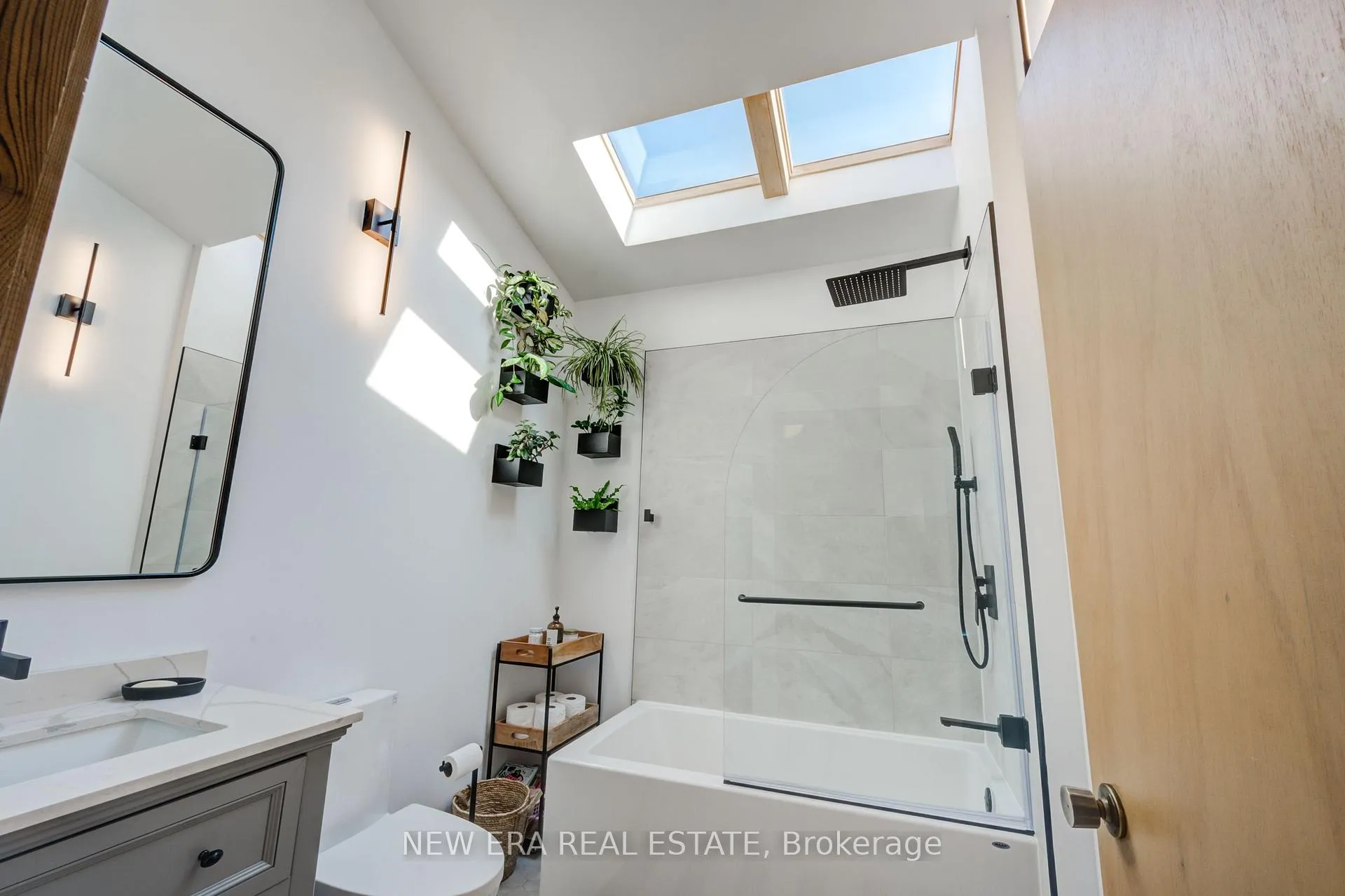 Photo 28 of 380 Parkside Drive, Hamilton, Waterdown — HOMEH