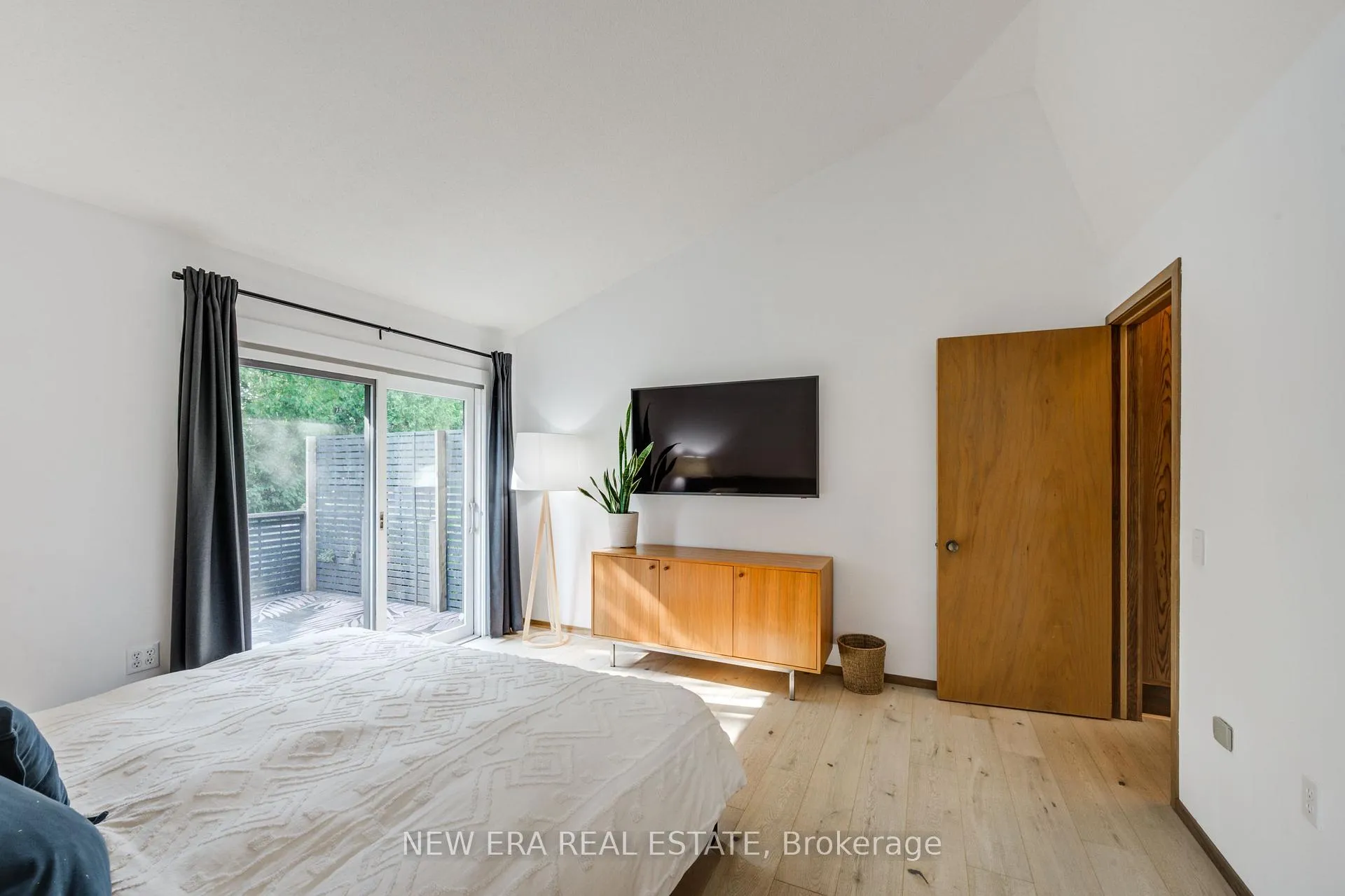 Photo 36 of 380 Parkside Drive, Hamilton, Waterdown — HOMEH