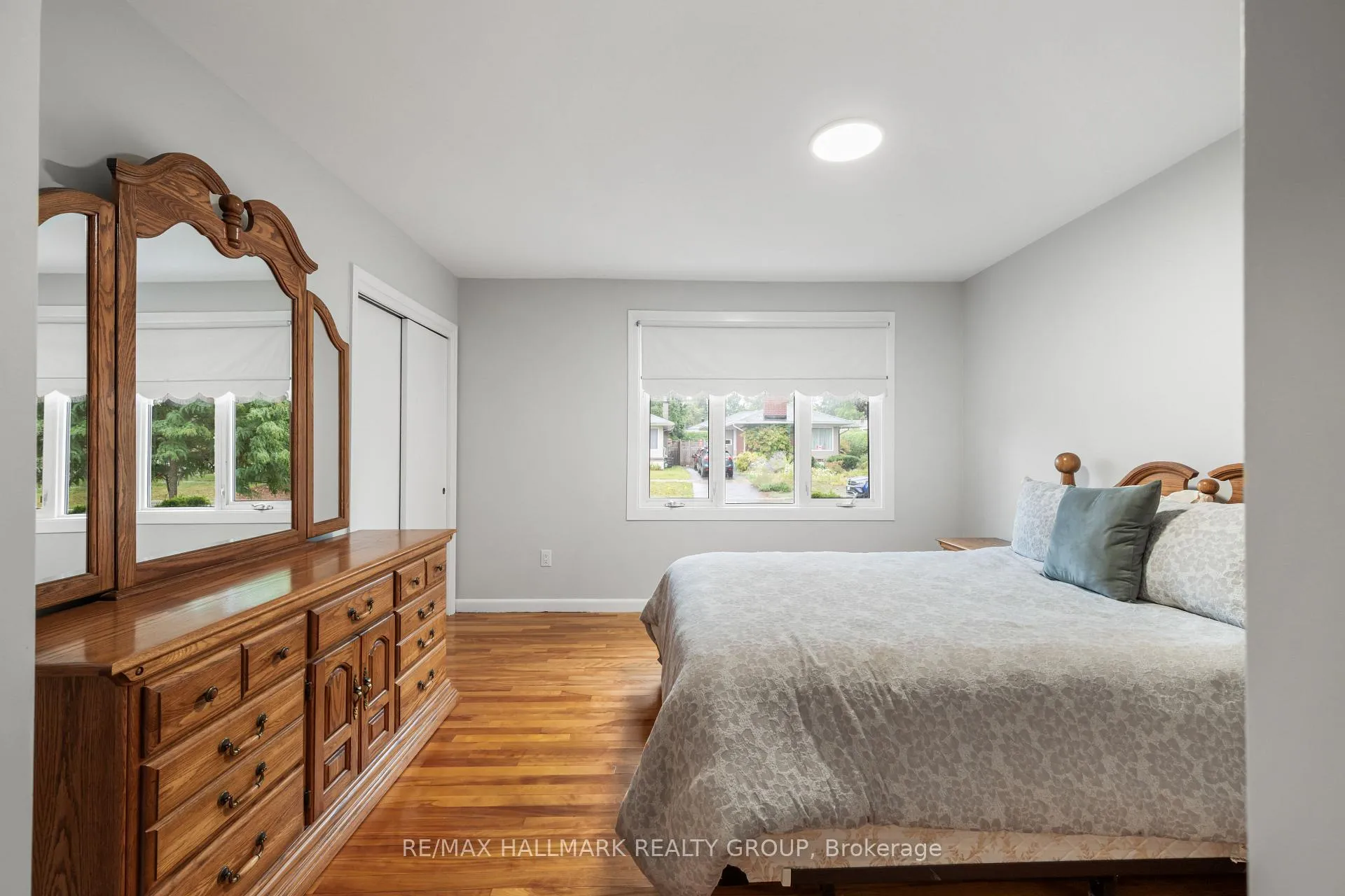 Photo 12 of 853 Chapman Boulevard, Ottawa, Elmvale Acres — HOMEH