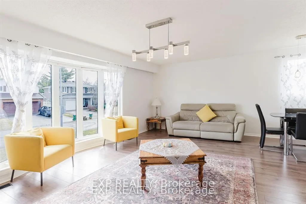 Photo 4 of 4 Parklane Court, Ottawa, Blackburn Hamlet — HOMEH