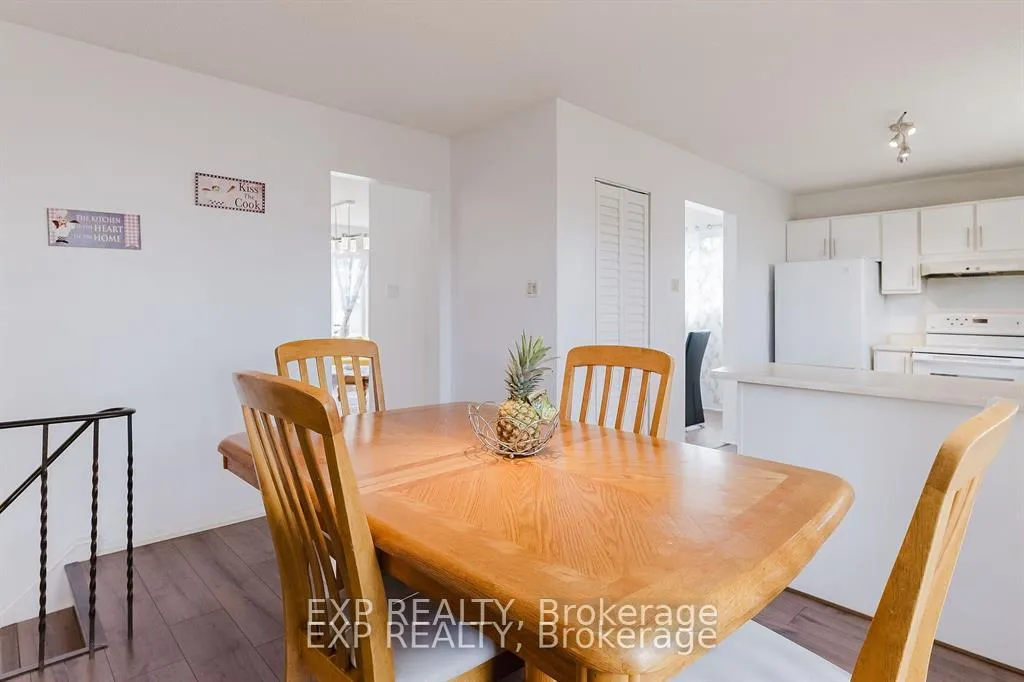 Photo 12 of 4 Parklane Court, Ottawa, Blackburn Hamlet — HOMEH