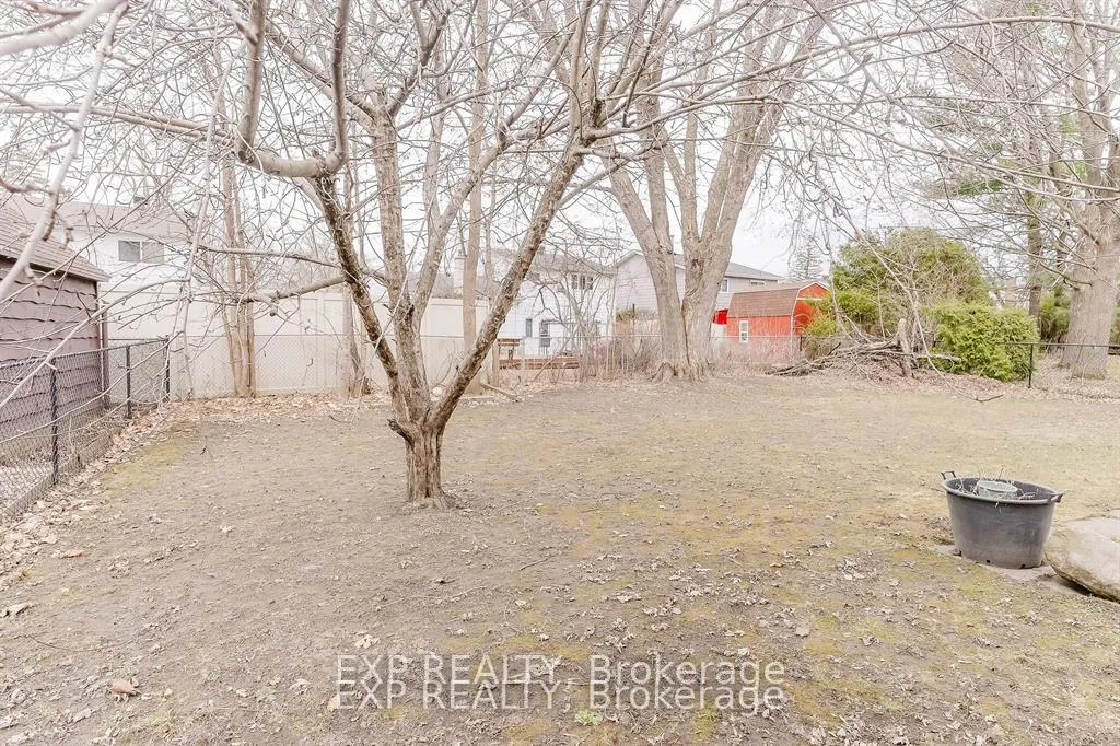 Photo 21 of 4 Parklane Court, Ottawa, Blackburn Hamlet — HOMEH