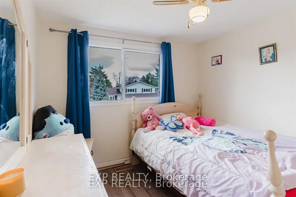 Photo 25 of 4 Parklane Court, Ottawa, Blackburn Hamlet — HOMEH