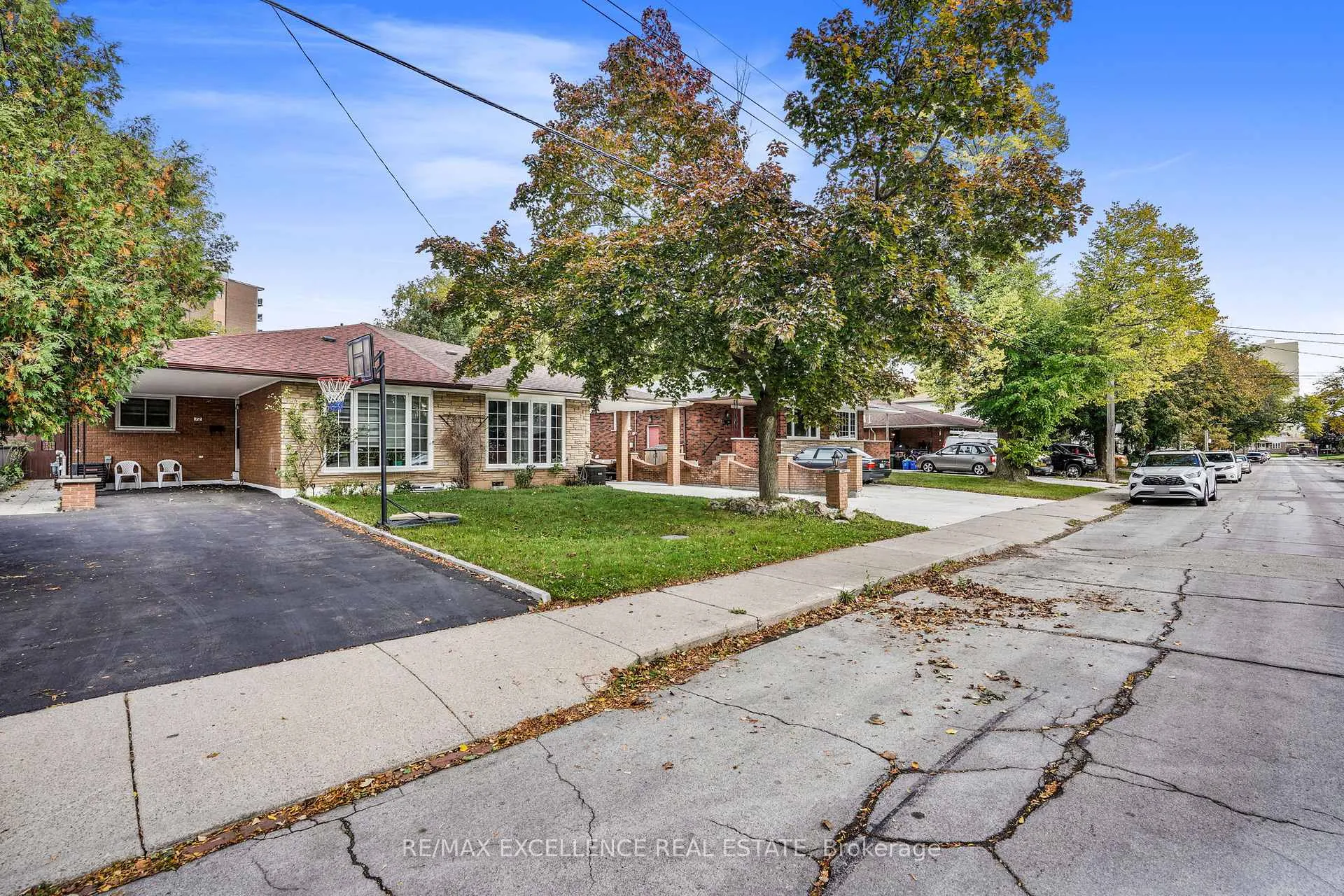 Photo 2 of 70 Gainsborough Road, Hamilton, Riverdale — HOMEH