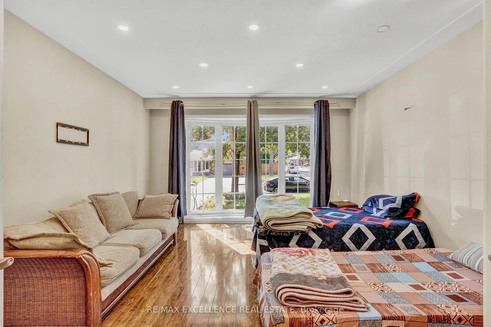 Photo 4 of 70 Gainsborough Road, Hamilton, Riverdale — HOMEH