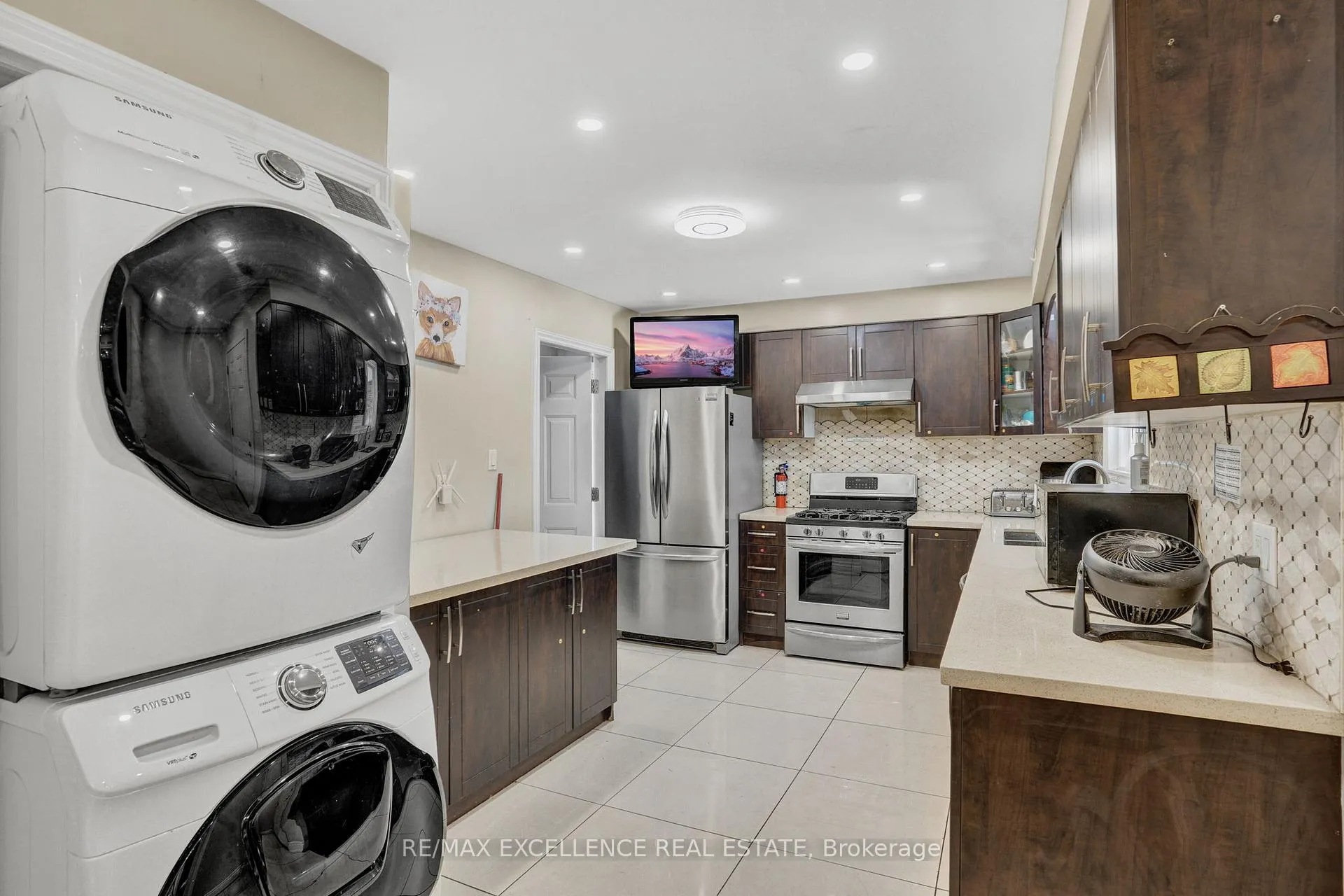 Photo 12 of 70 Gainsborough Road, Hamilton, Riverdale — HOMEH