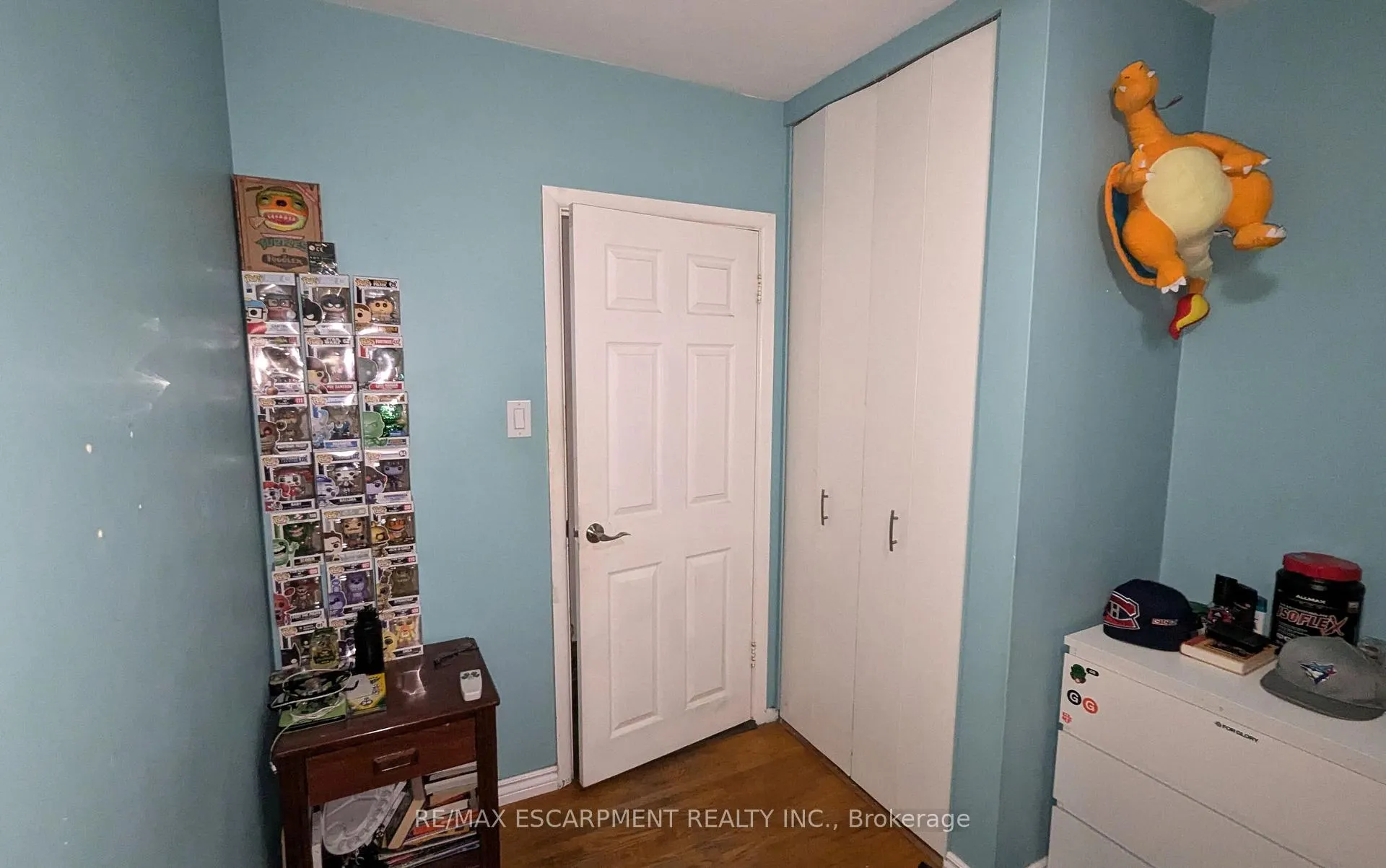 Photo 5 of 253 West 33rd Street, Hamilton, Westcliffe — HOMEH