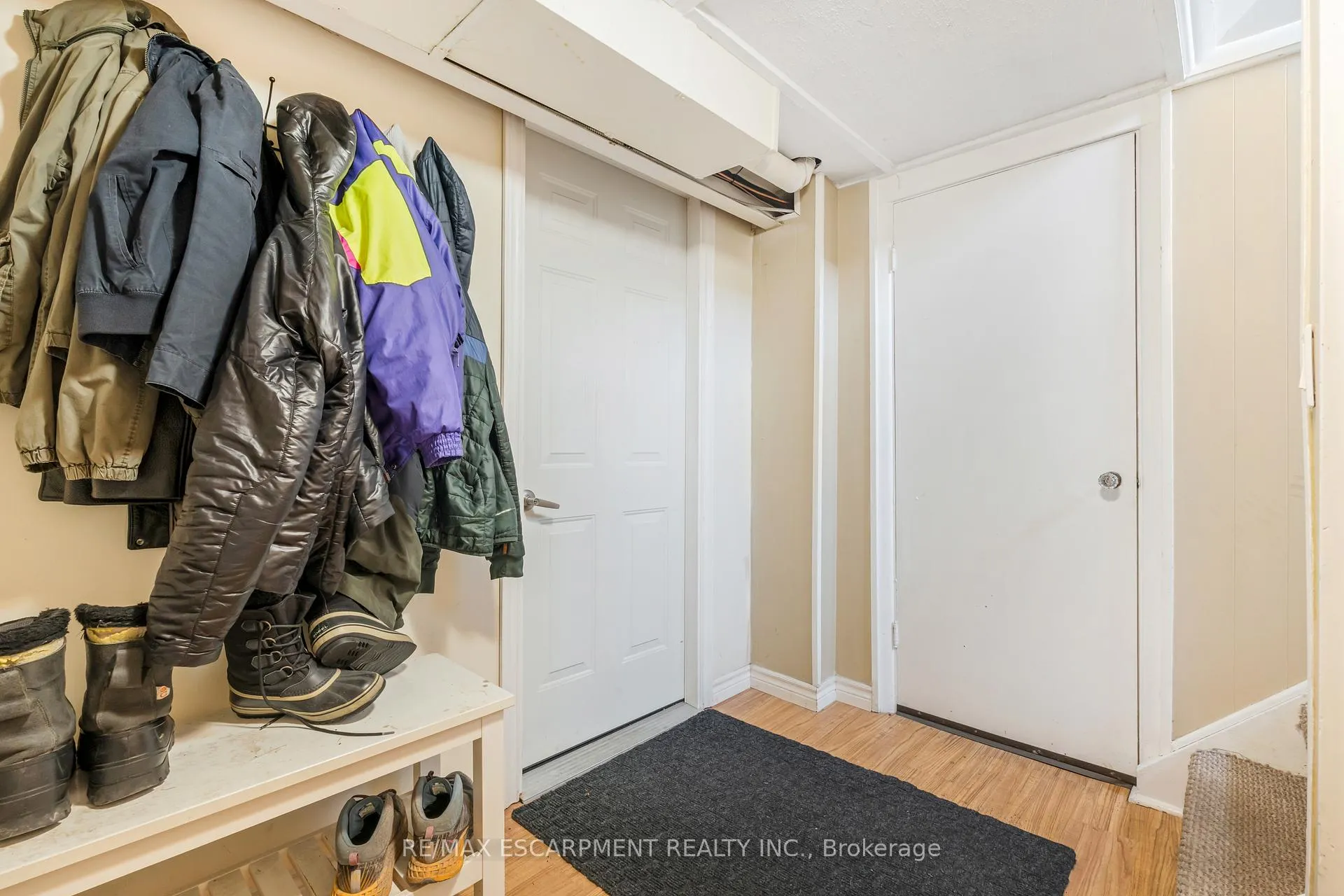 Photo 12 of 253 West 33rd Street, Hamilton, Westcliffe — HOMEH