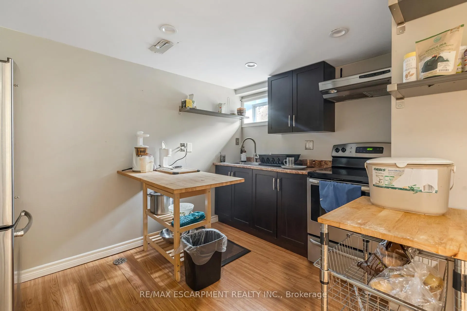 Photo 16 of 253 West 33rd Street, Hamilton, Westcliffe — HOMEH