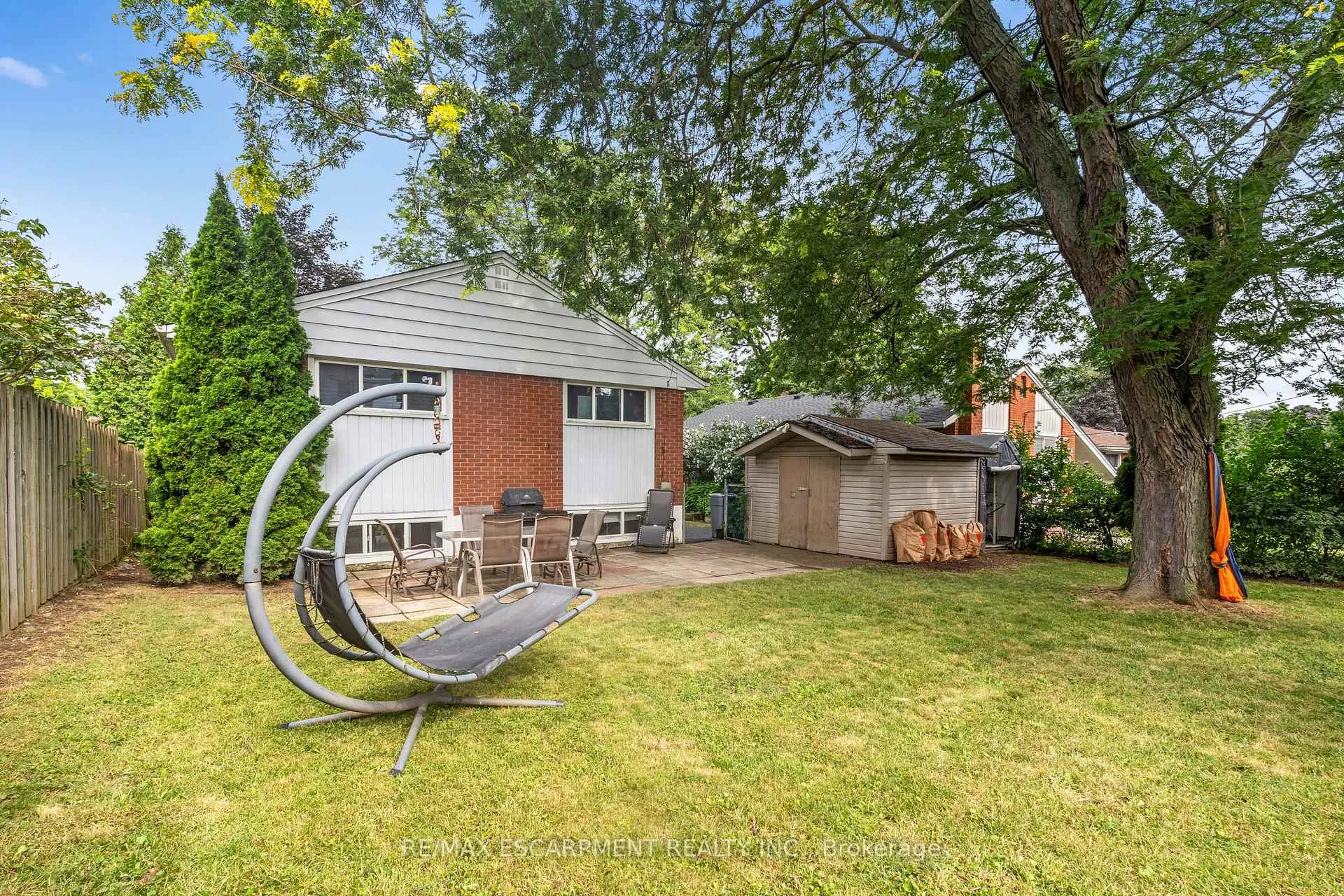 Photo 24 of 253 West 33rd Street, Hamilton, Westcliffe — HOMEH