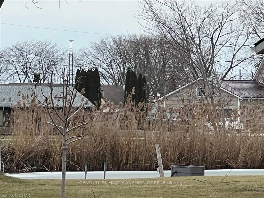 Photo 1 of 898 Lefaive Drive, Lakeshore — HOMEH
