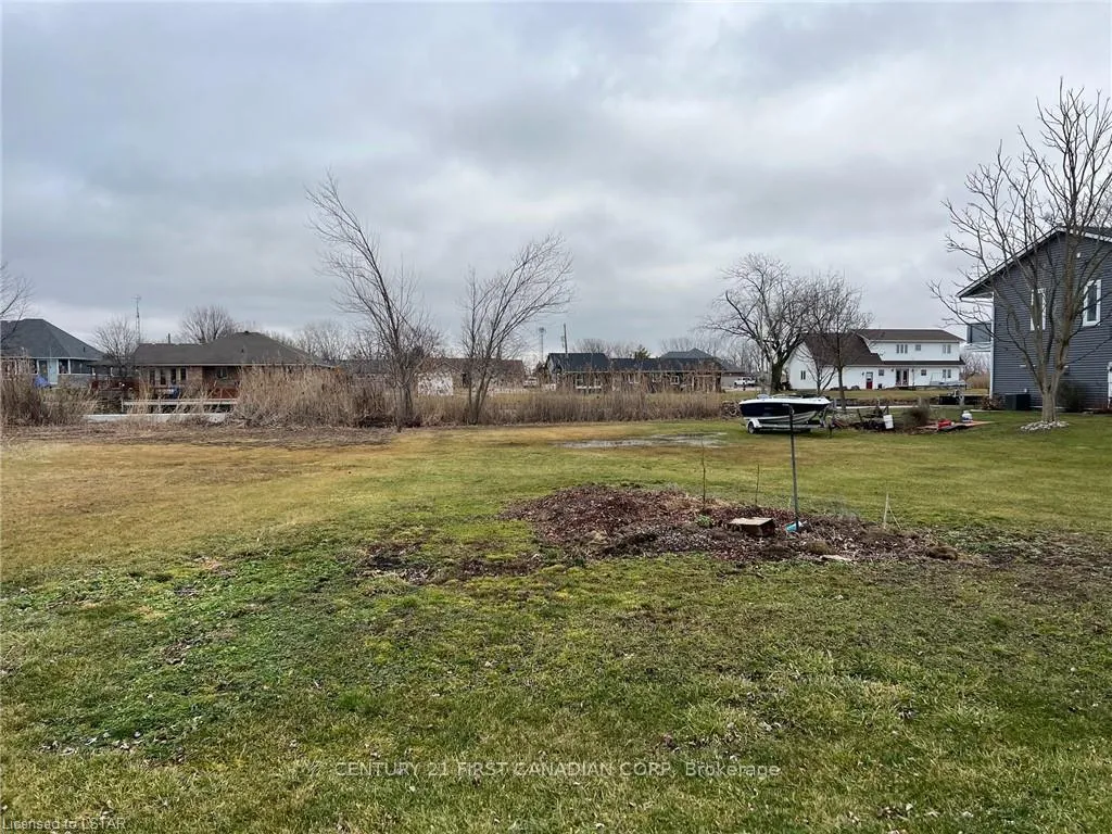 Photo 2 of 898 Lefaive Drive, Lakeshore — HOMEH
