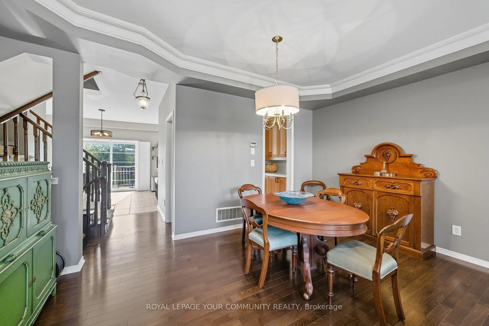Photo 8 of 118 Chapman Court, Aurora, Aurora Grove — HOMEH