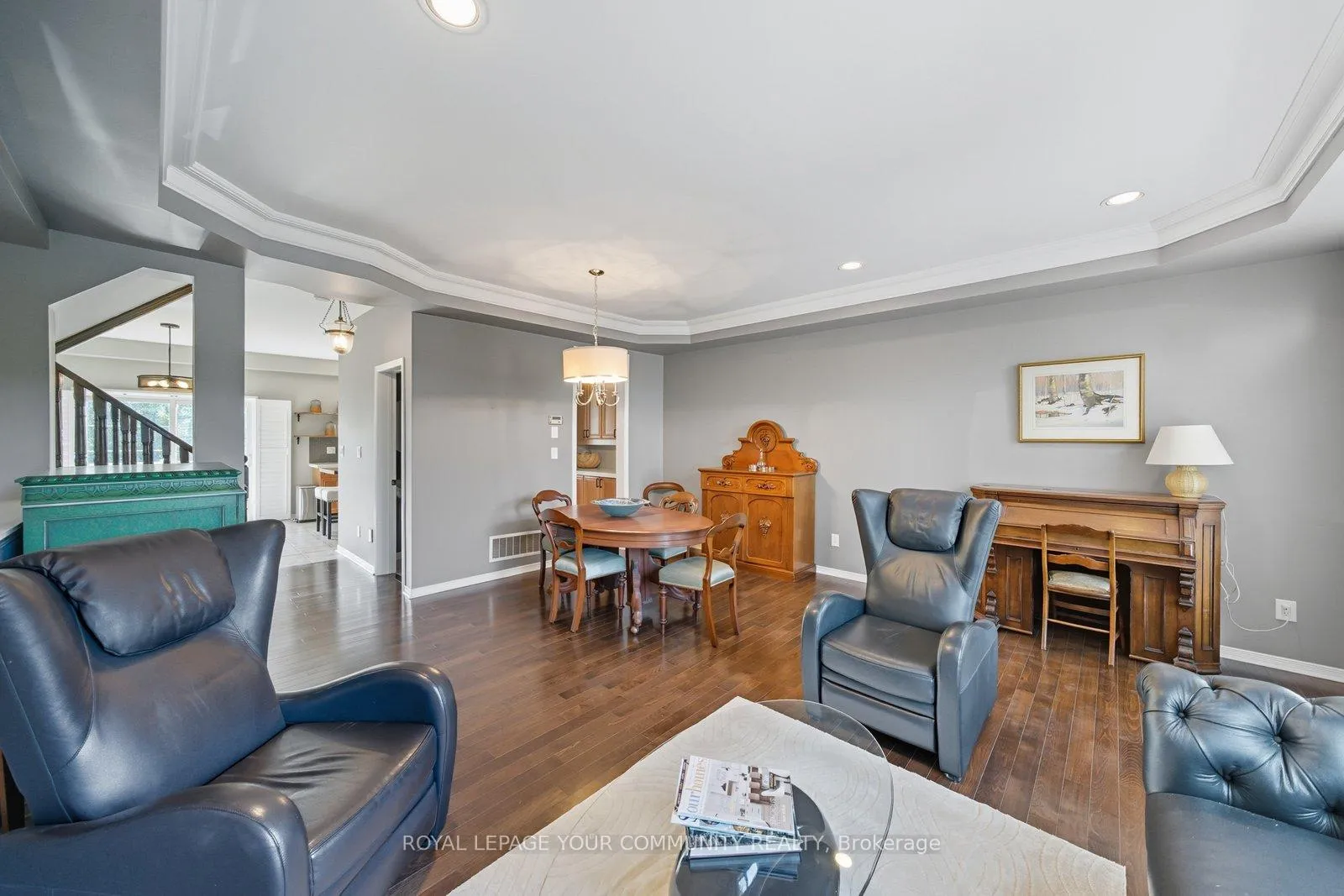 Photo 9 of 118 Chapman Court, Aurora, Aurora Grove — HOMEH