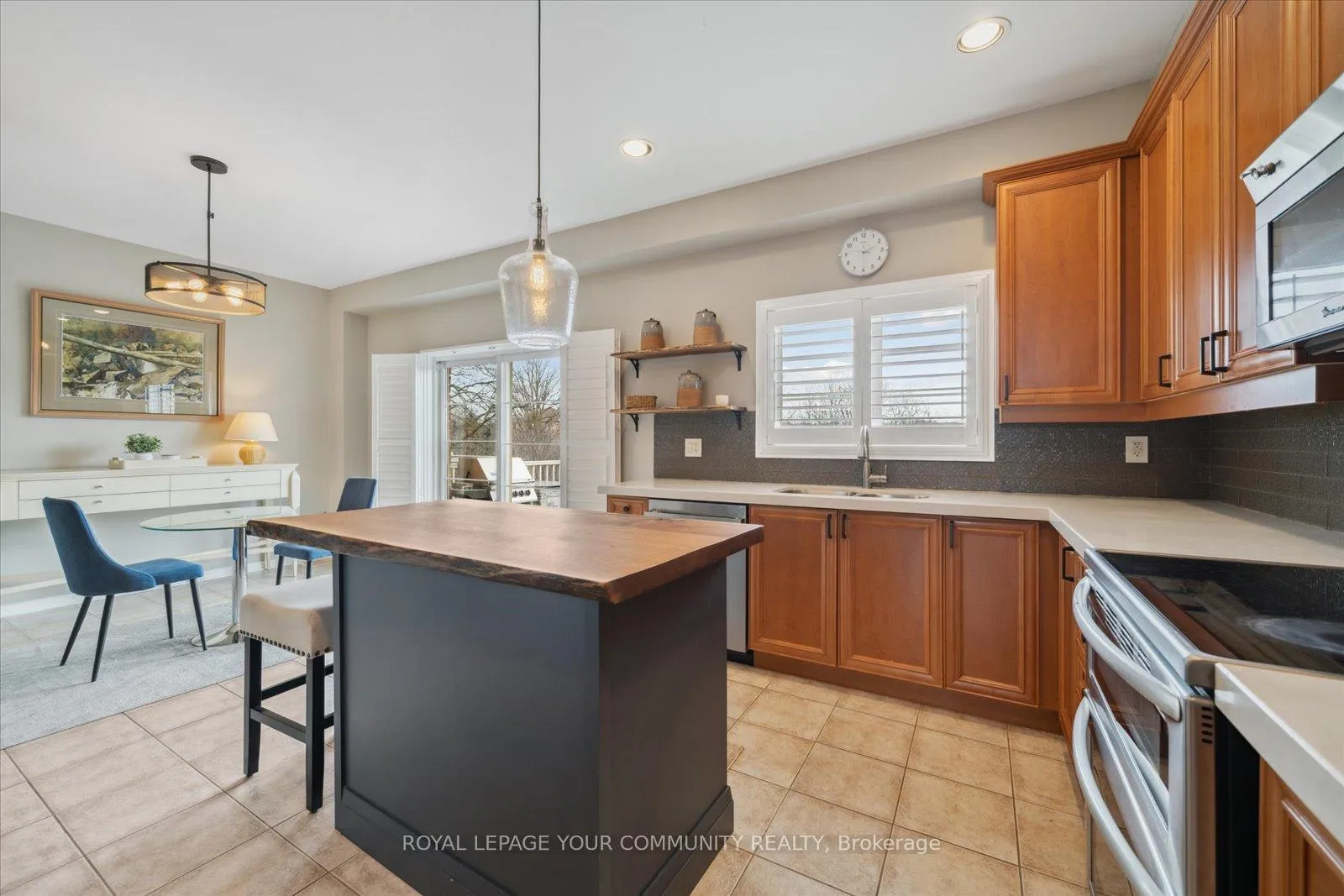 Photo 18 of 118 Chapman Court, Aurora, Aurora Grove — HOMEH