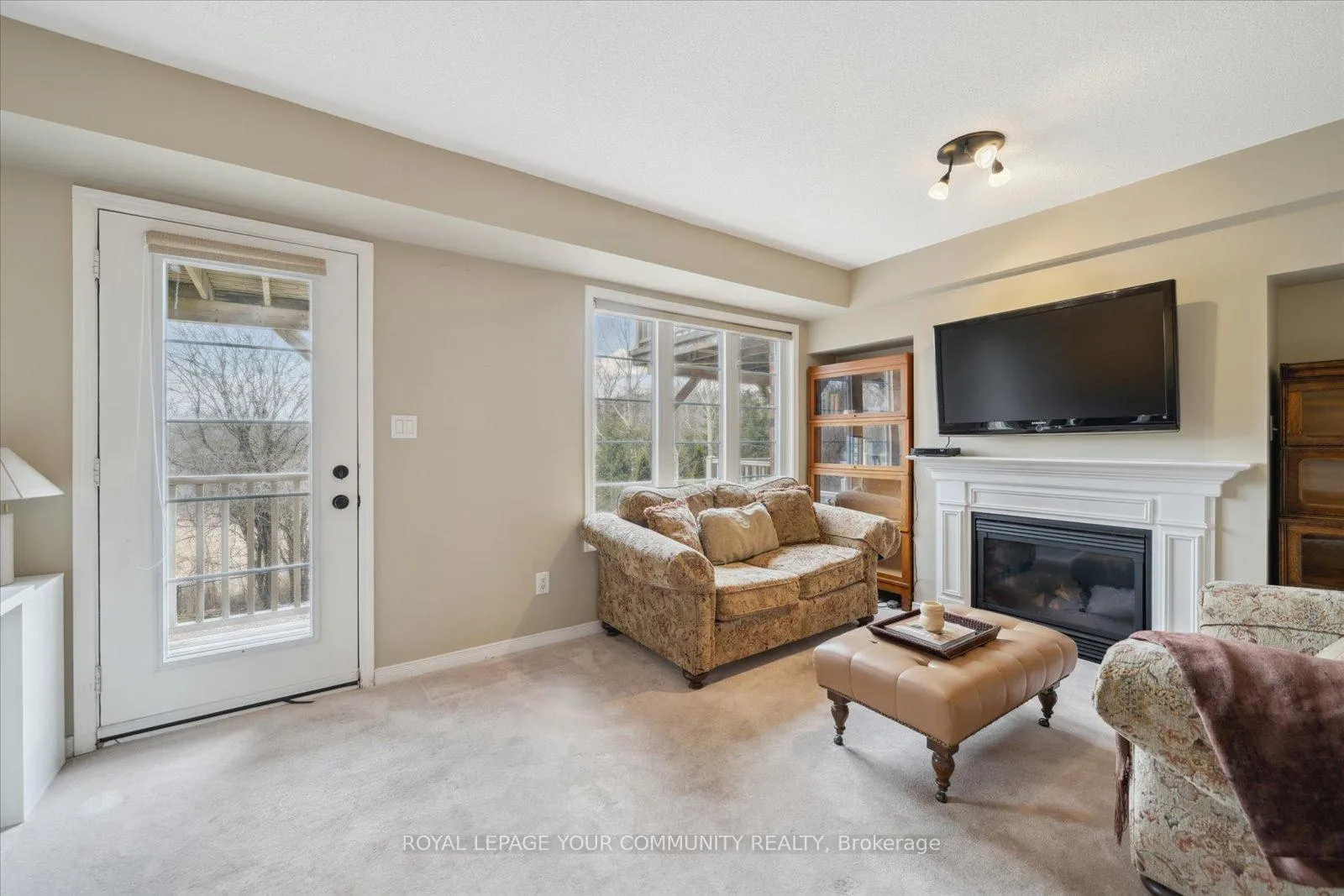 Photo 41 of 118 Chapman Court, Aurora, Aurora Grove — HOMEH