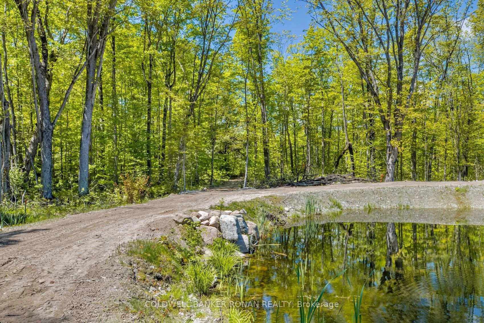 Photo 38 of 850 Tiny Beaches Road N, Tiny, Rural Tiny — HOMEH