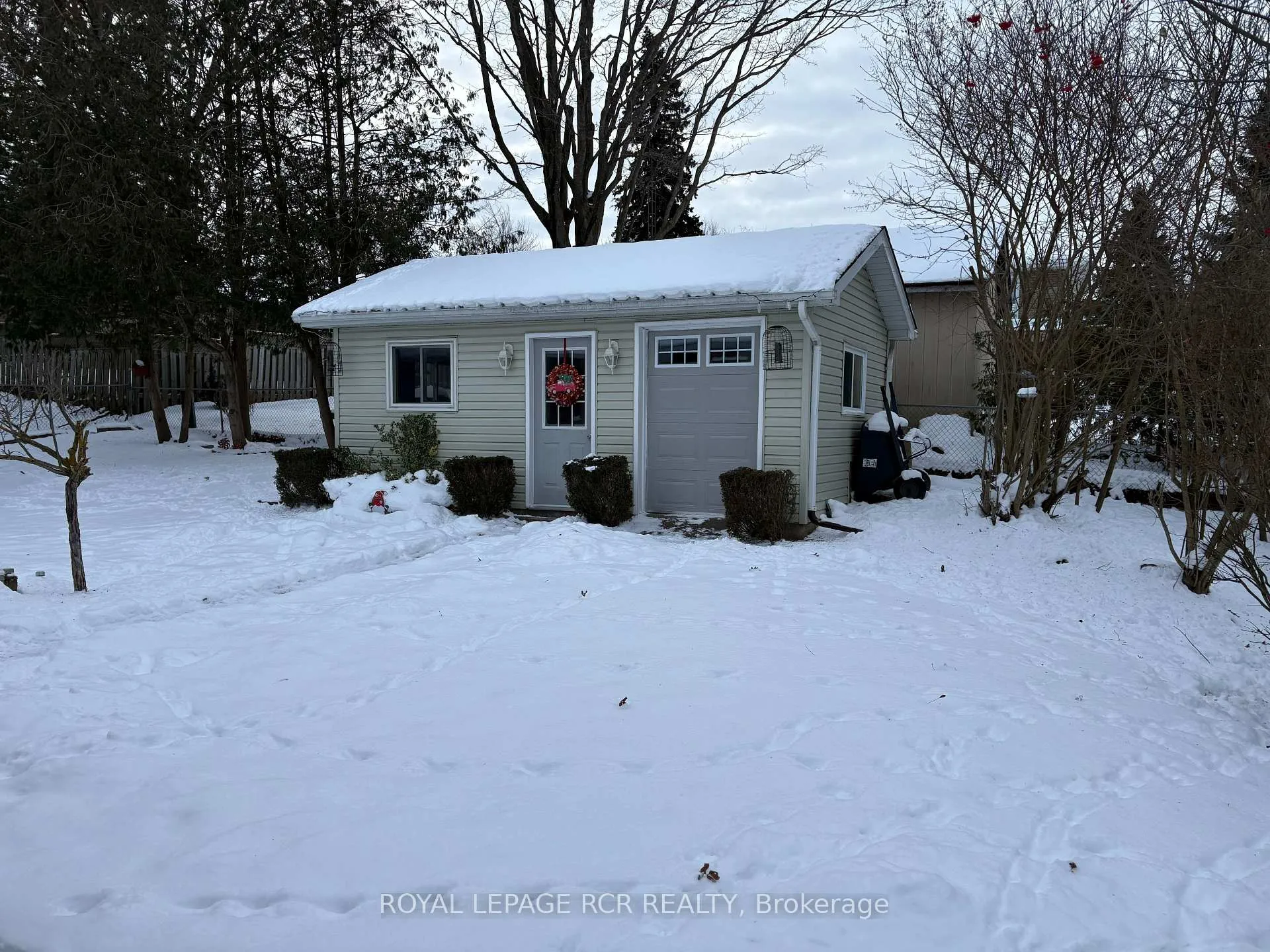 Photo 2 of 127 Jane Street, Shelburne — HOMEH