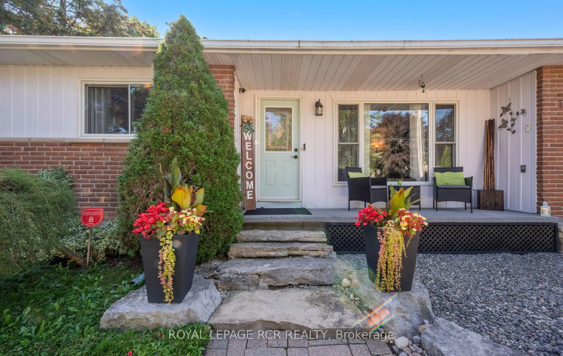 Photo 4 of 127 Jane Street, Shelburne — HOMEH