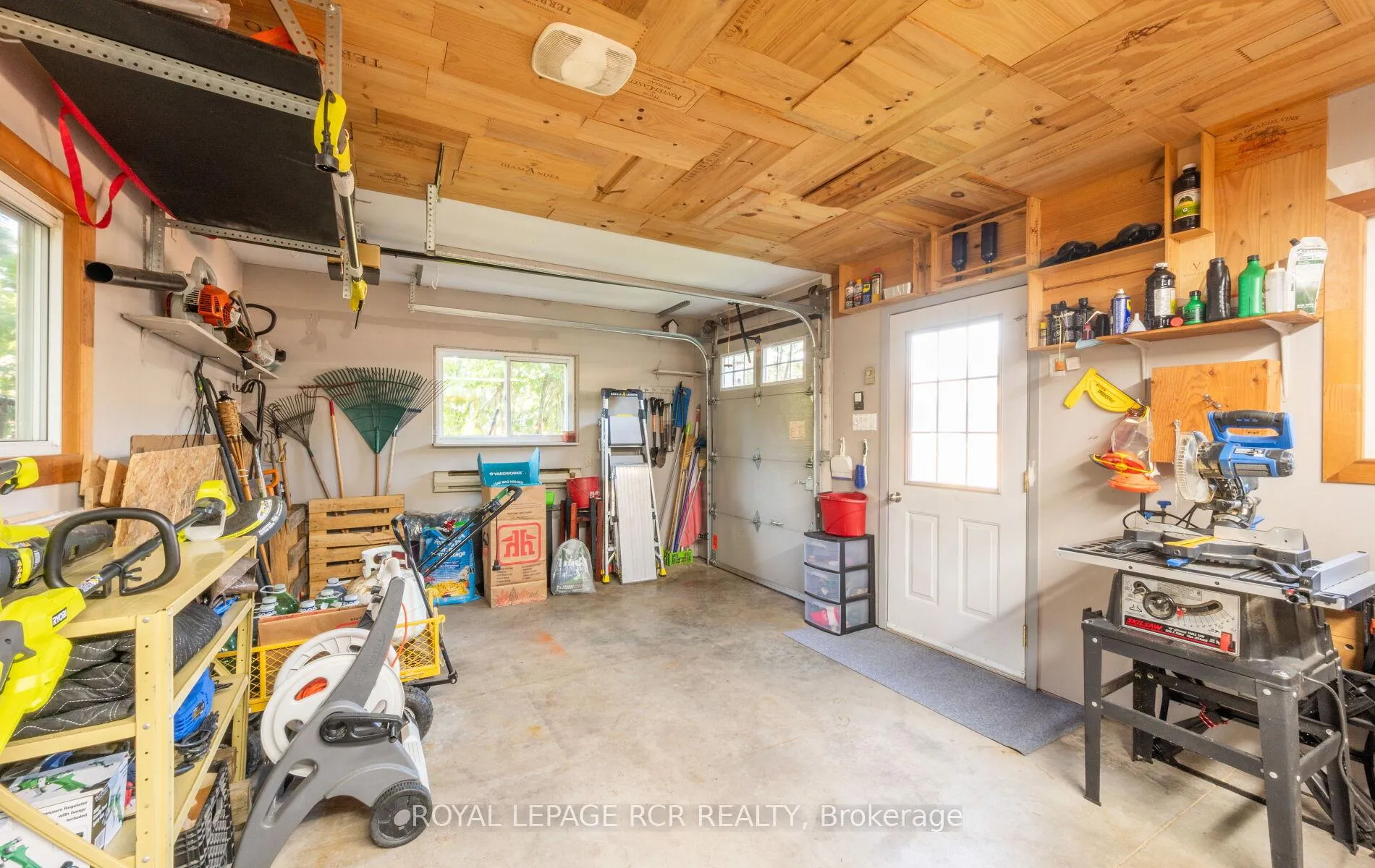 Photo 34 of 127 Jane Street, Shelburne — HOMEH