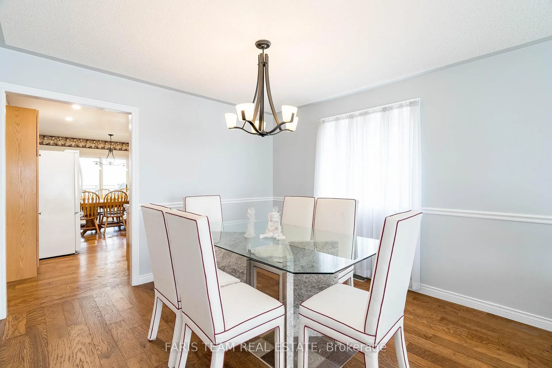 Photo 7 of 4 Marjoy Avenue, Barrie, 400 North — HOMEH