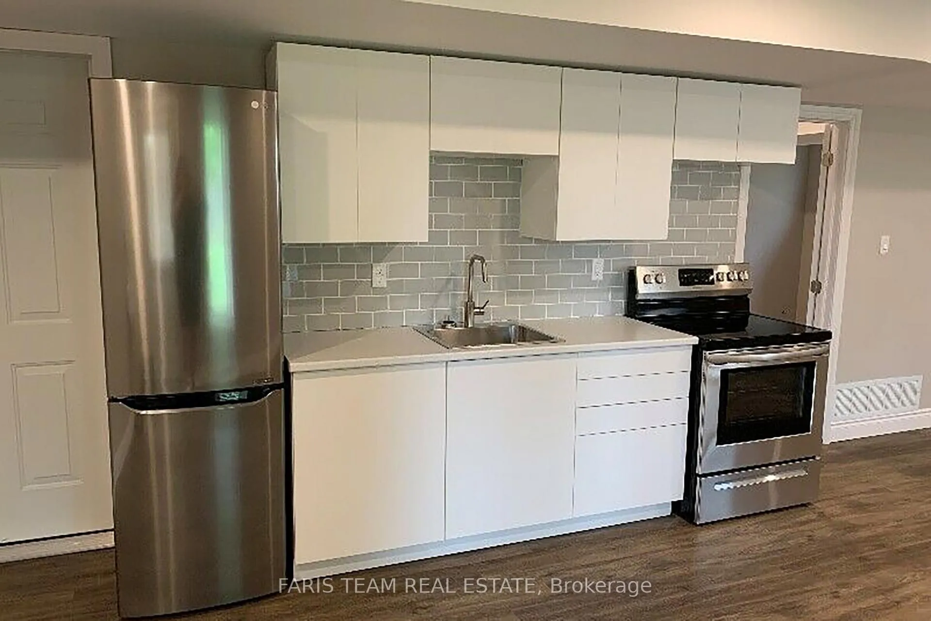 Photo 29 of 4 Marjoy Avenue, Barrie, 400 North — HOMEH