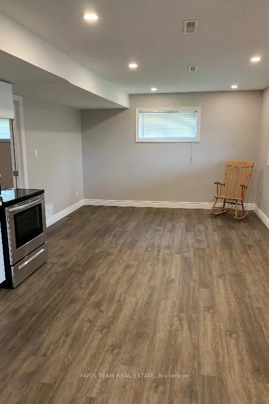 Photo 33 of 4 Marjoy Avenue, Barrie, 400 North — HOMEH
