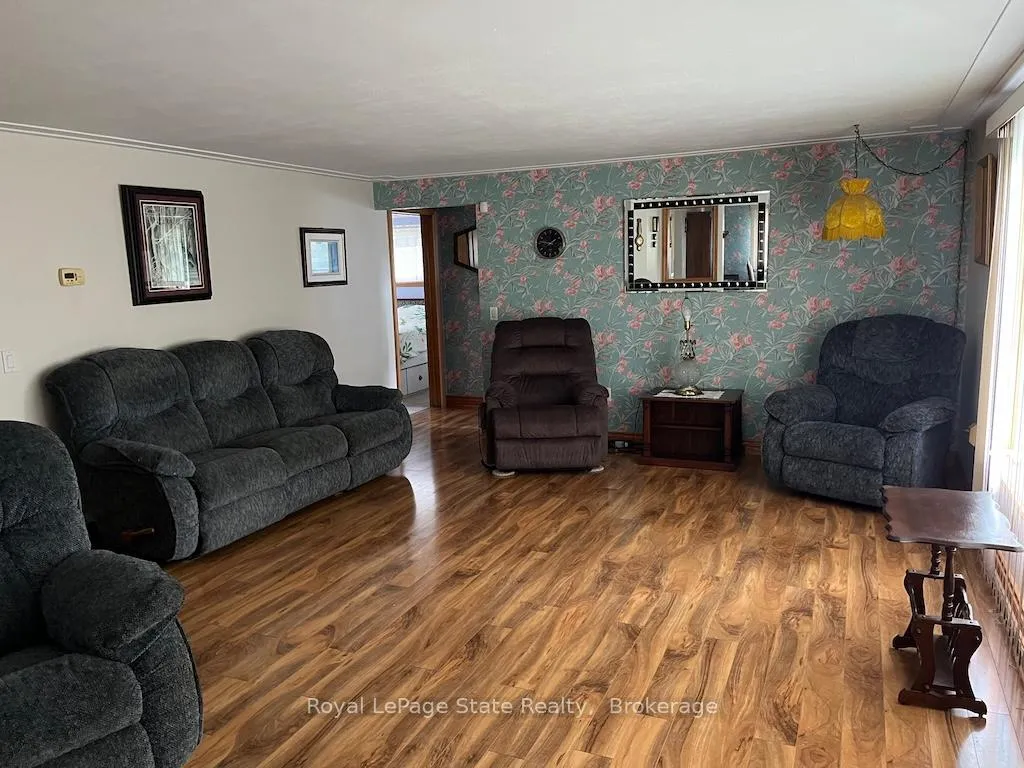 Photo 29 of 371 Brooklin Road, Haldimand — HOMEH