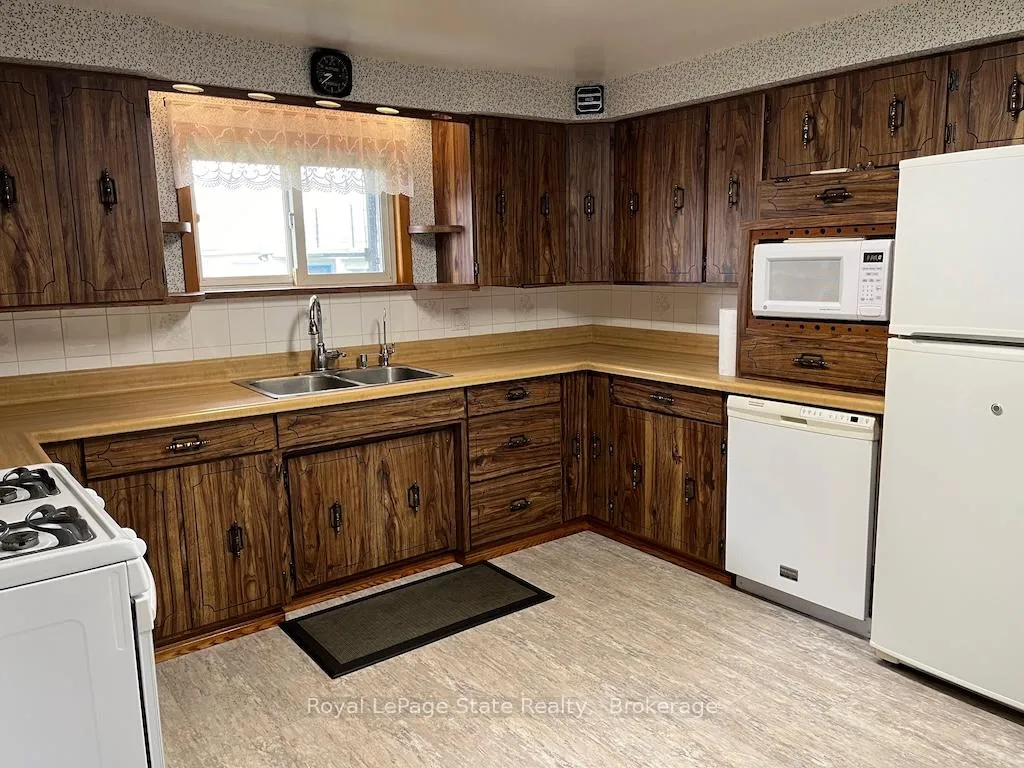 Photo 33 of 371 Brooklin Road, Haldimand — HOMEH