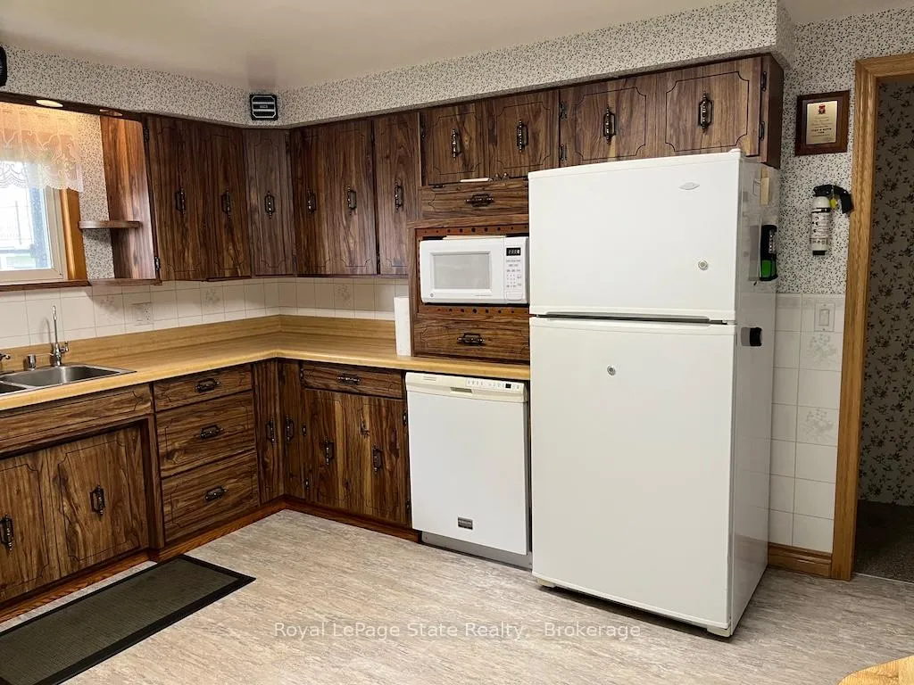 Photo 34 of 371 Brooklin Road, Haldimand — HOMEH