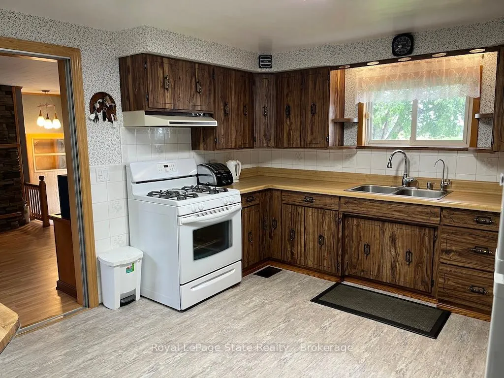 Photo 35 of 371 Brooklin Road, Haldimand — HOMEH