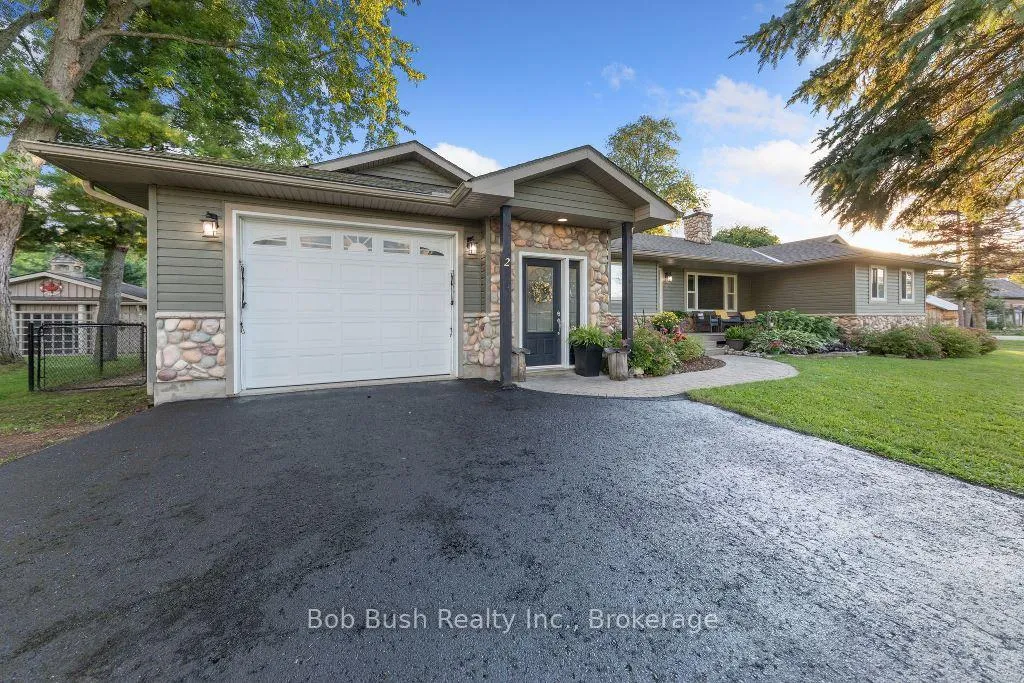 Photo 8 of 2 Dunlop Drive, Severn, Coldwater — HOMEH