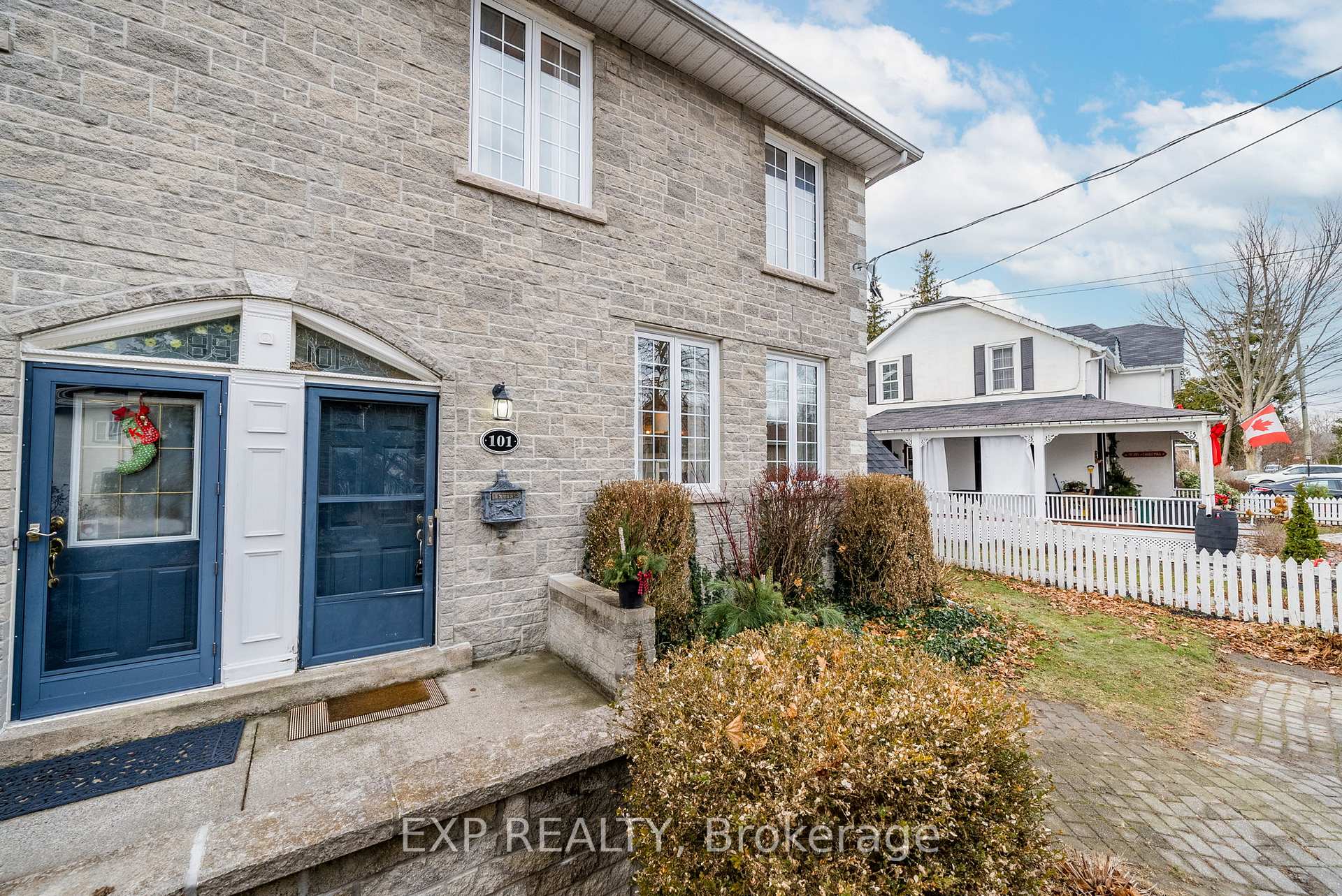 Photo 3 of 101 Bagot Street, Cobourg — HOMEH