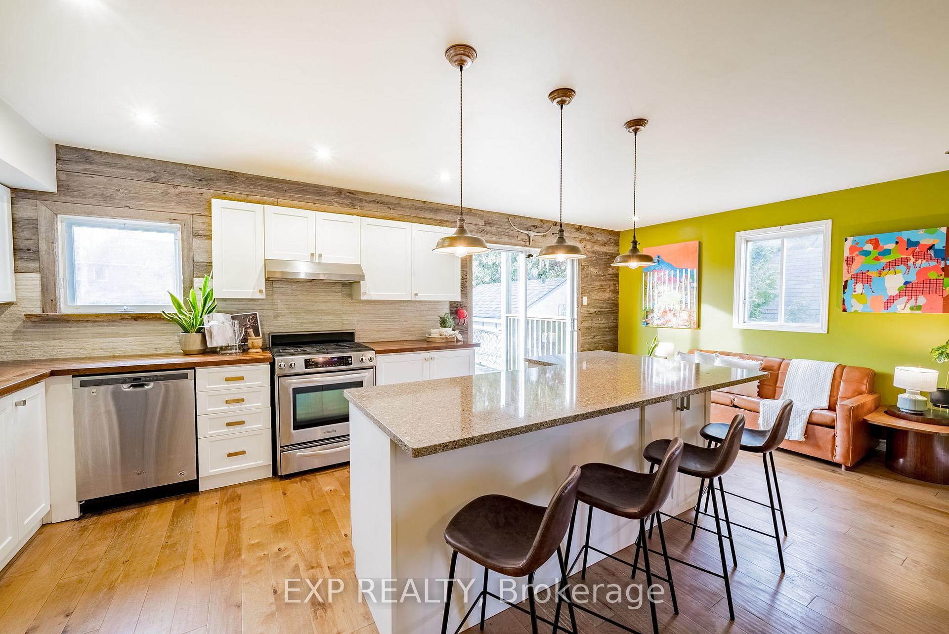 Photo 11 of 101 Bagot Street, Cobourg — HOMEH