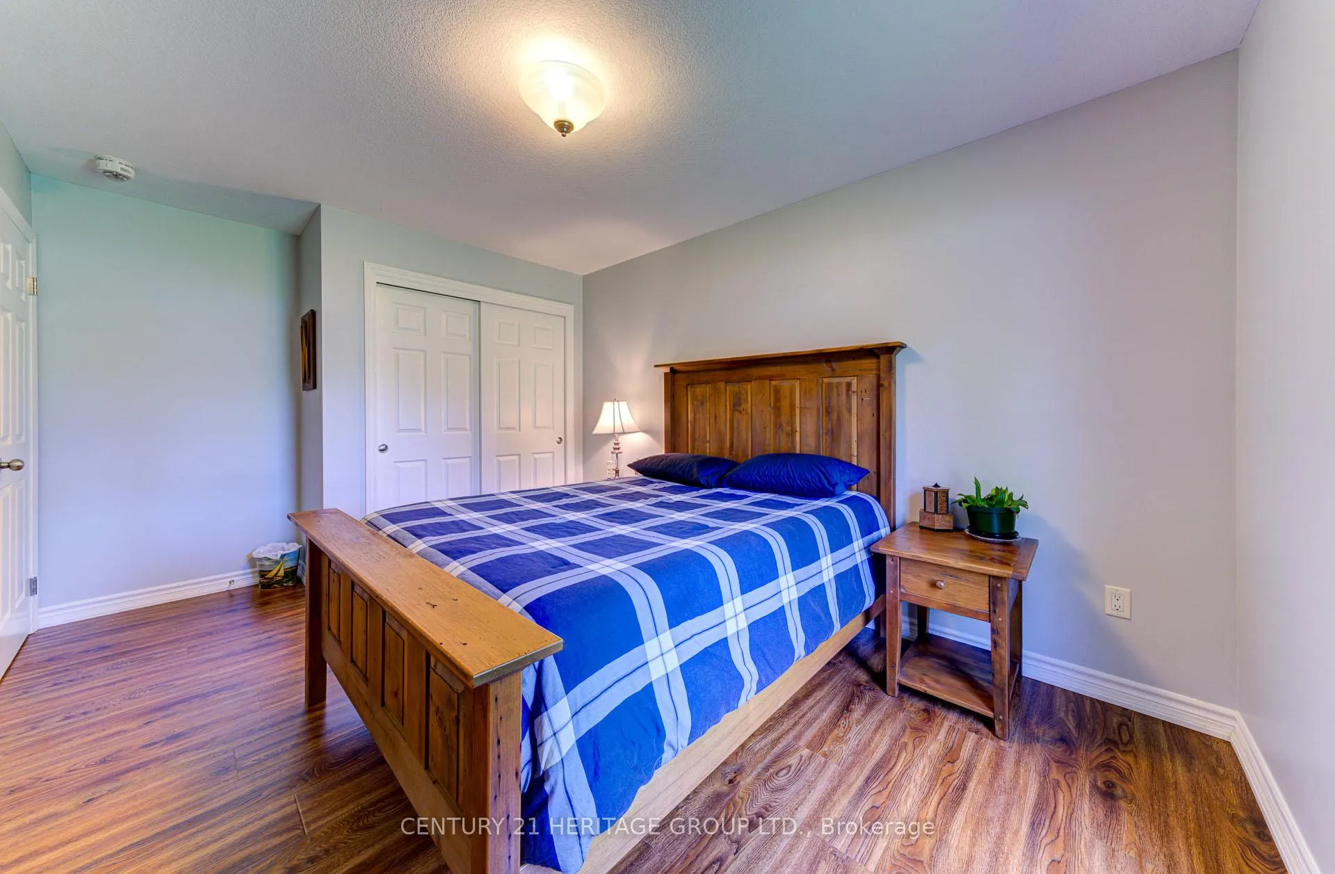 Photo 17 of 1213 Shore Acres Drive, Innisfil, Gilford — HOMEH