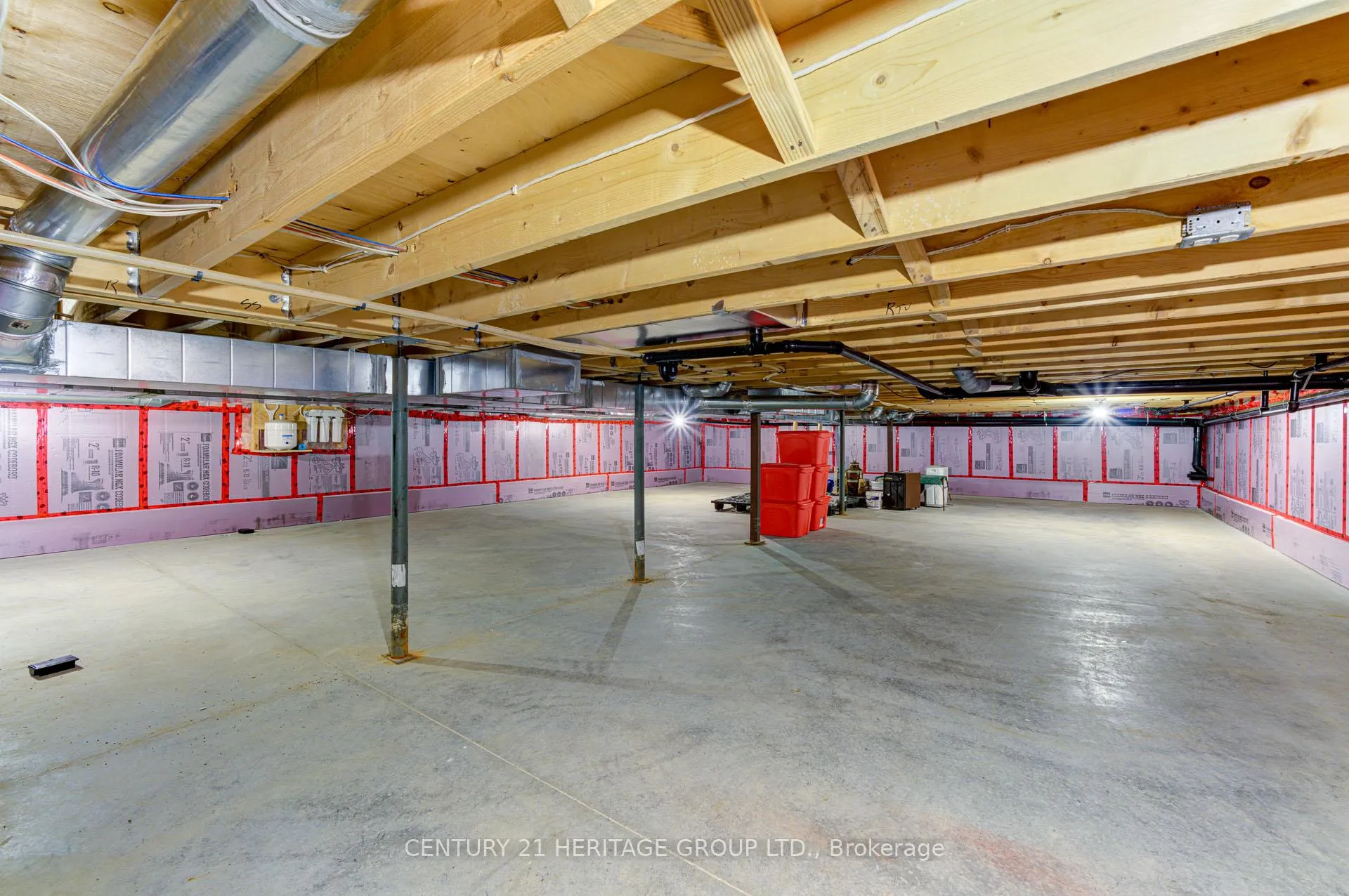 Photo 27 of 1213 Shore Acres Drive, Innisfil, Gilford — HOMEH