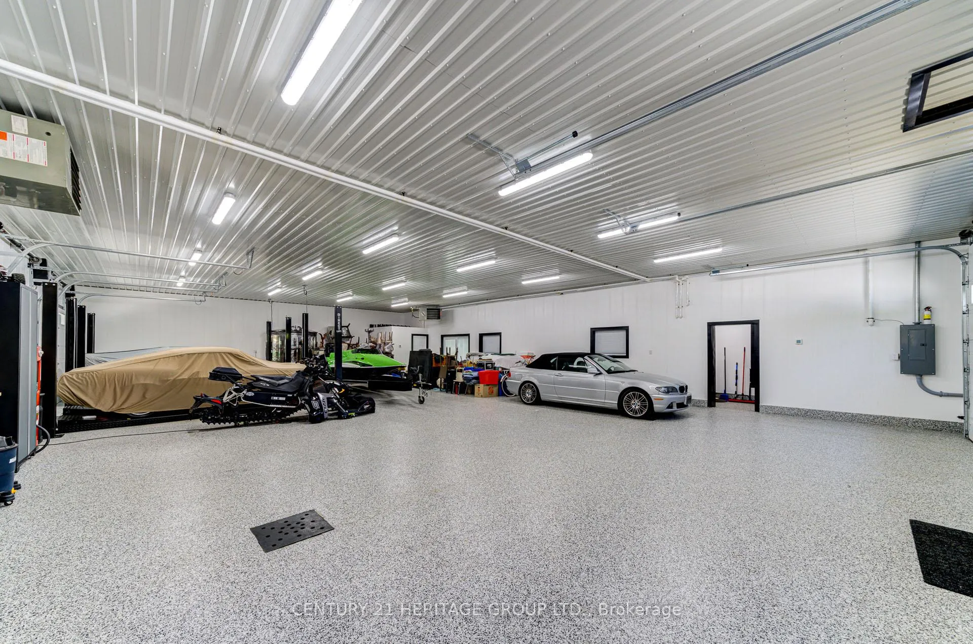 Photo 30 of 1213 Shore Acres Drive, Innisfil, Gilford — HOMEH