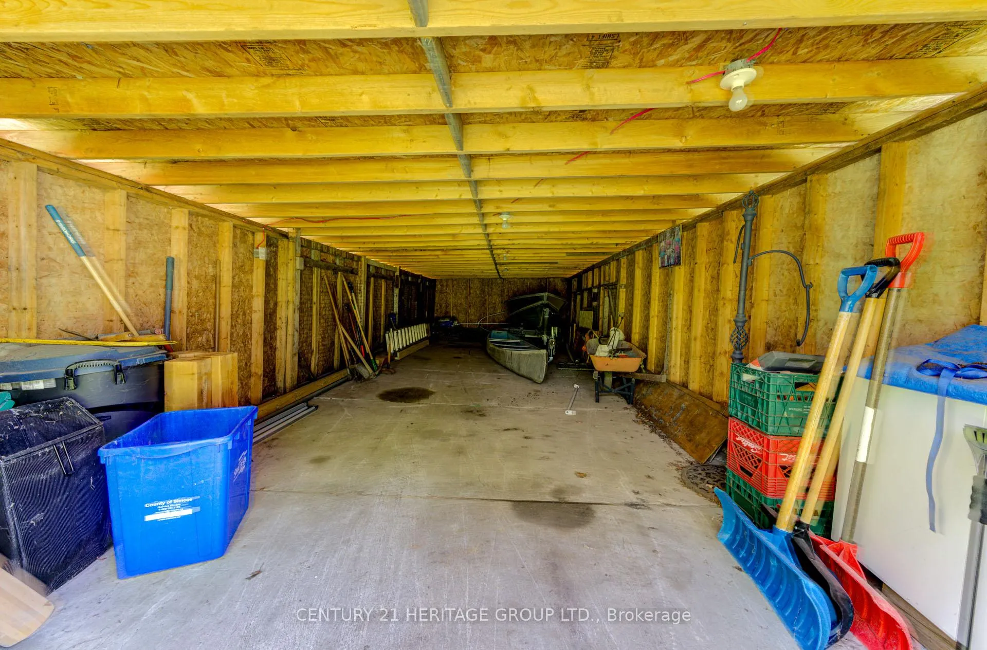 Photo 37 of 1213 Shore Acres Drive, Innisfil, Gilford — HOMEH